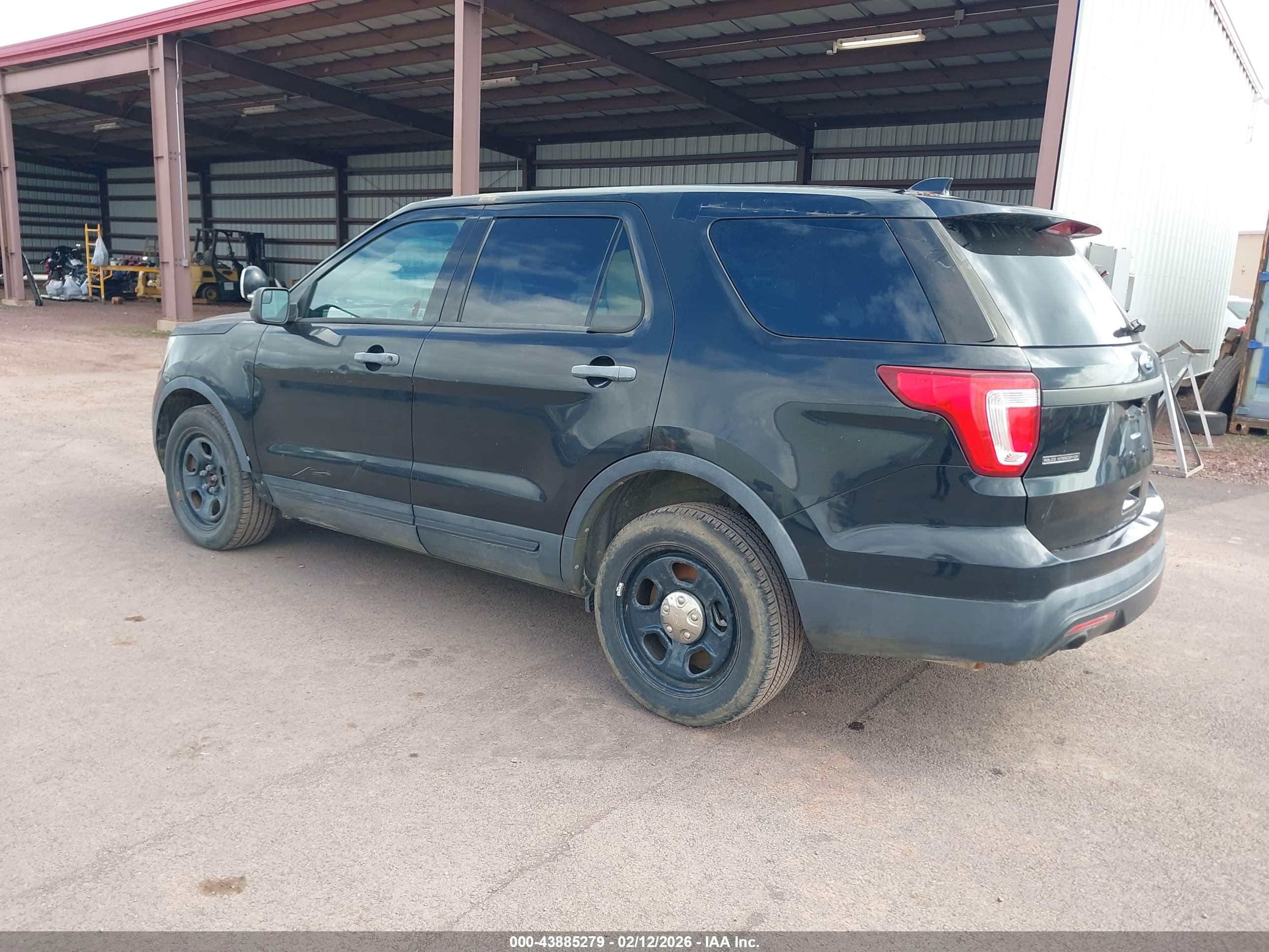 FORD UTILITY image 3