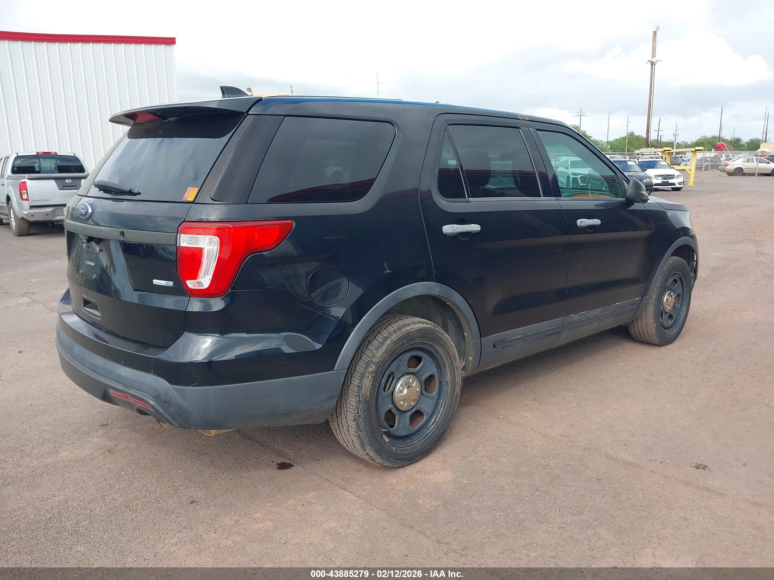 FORD UTILITY image 4