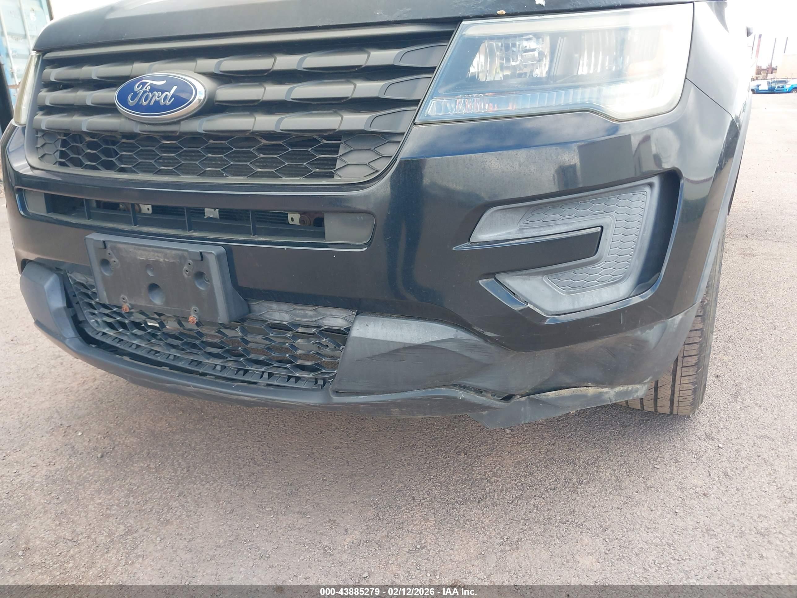 FORD UTILITY image 6