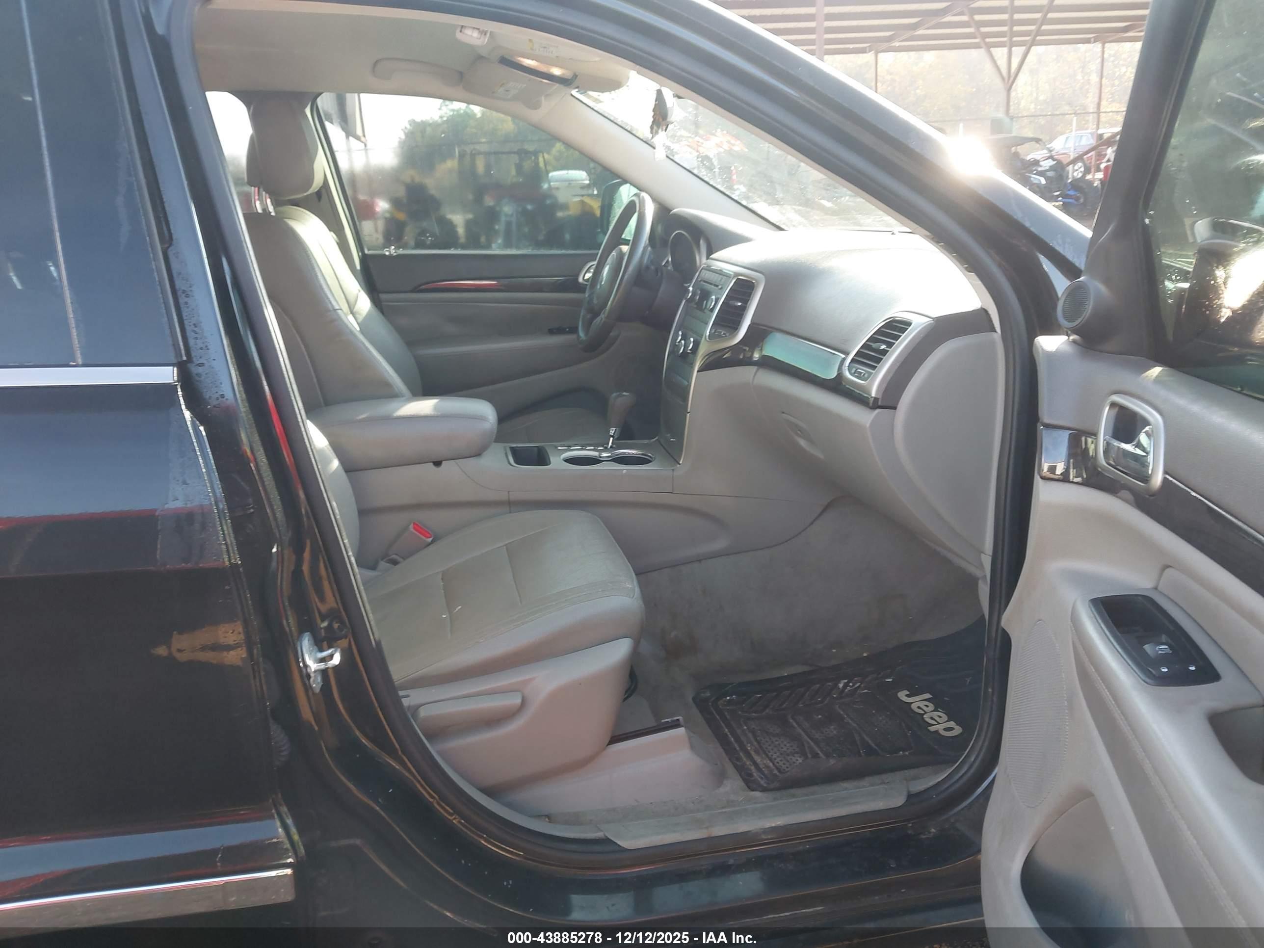 JEEP GRAND image 5