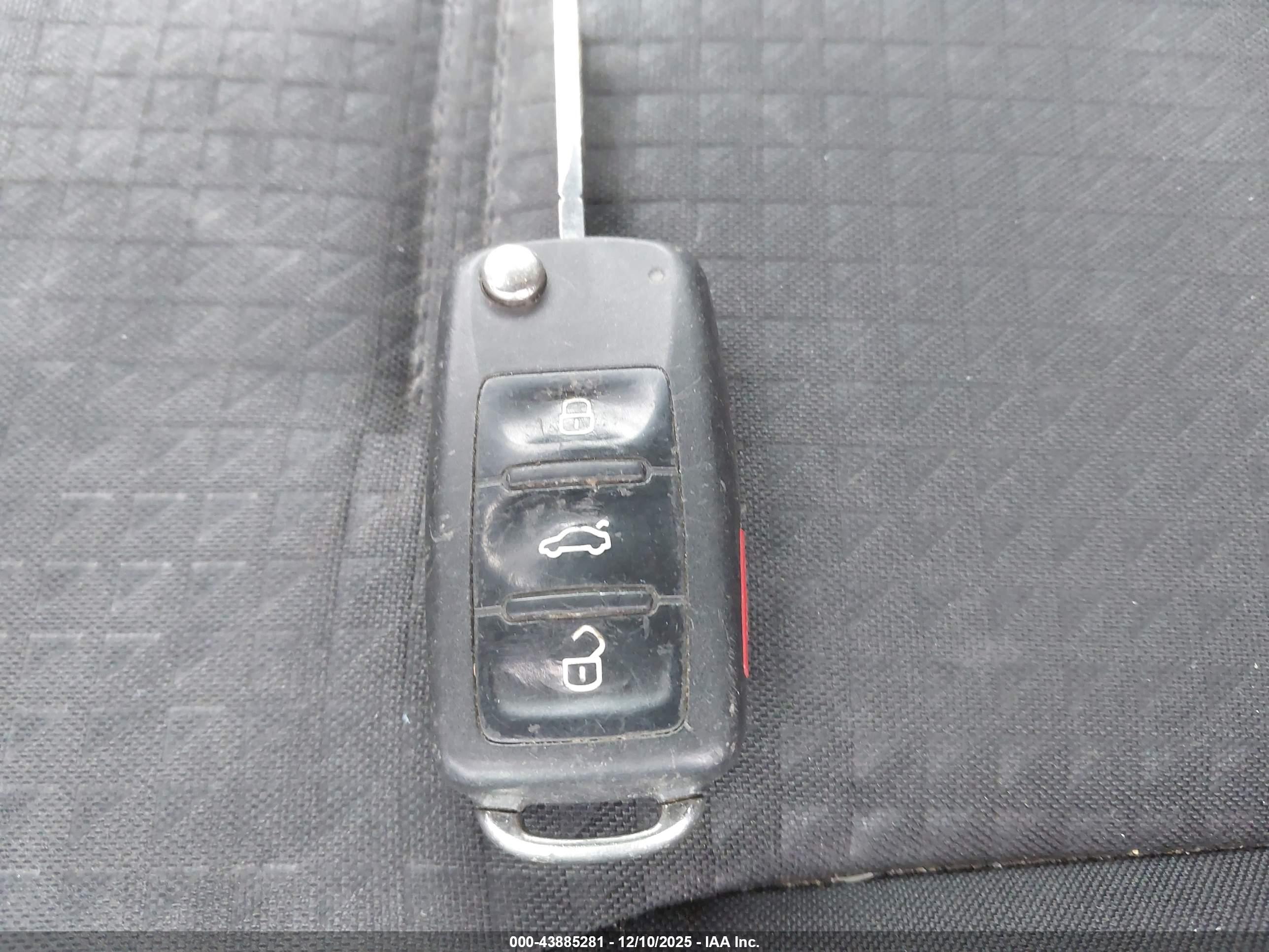 VOLKSWAGEN JETTA image 11