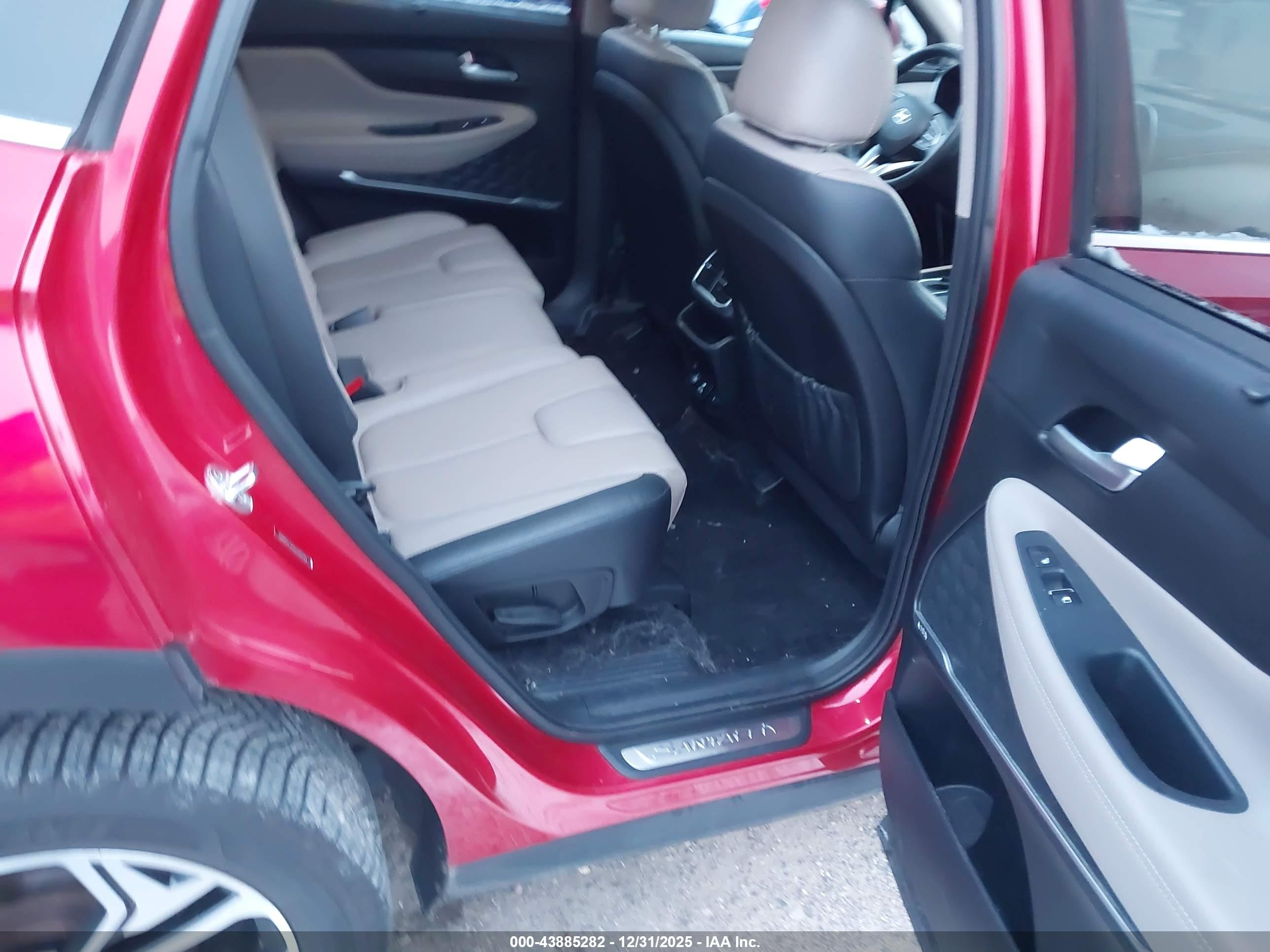 HYUNDAI SANTA image 8