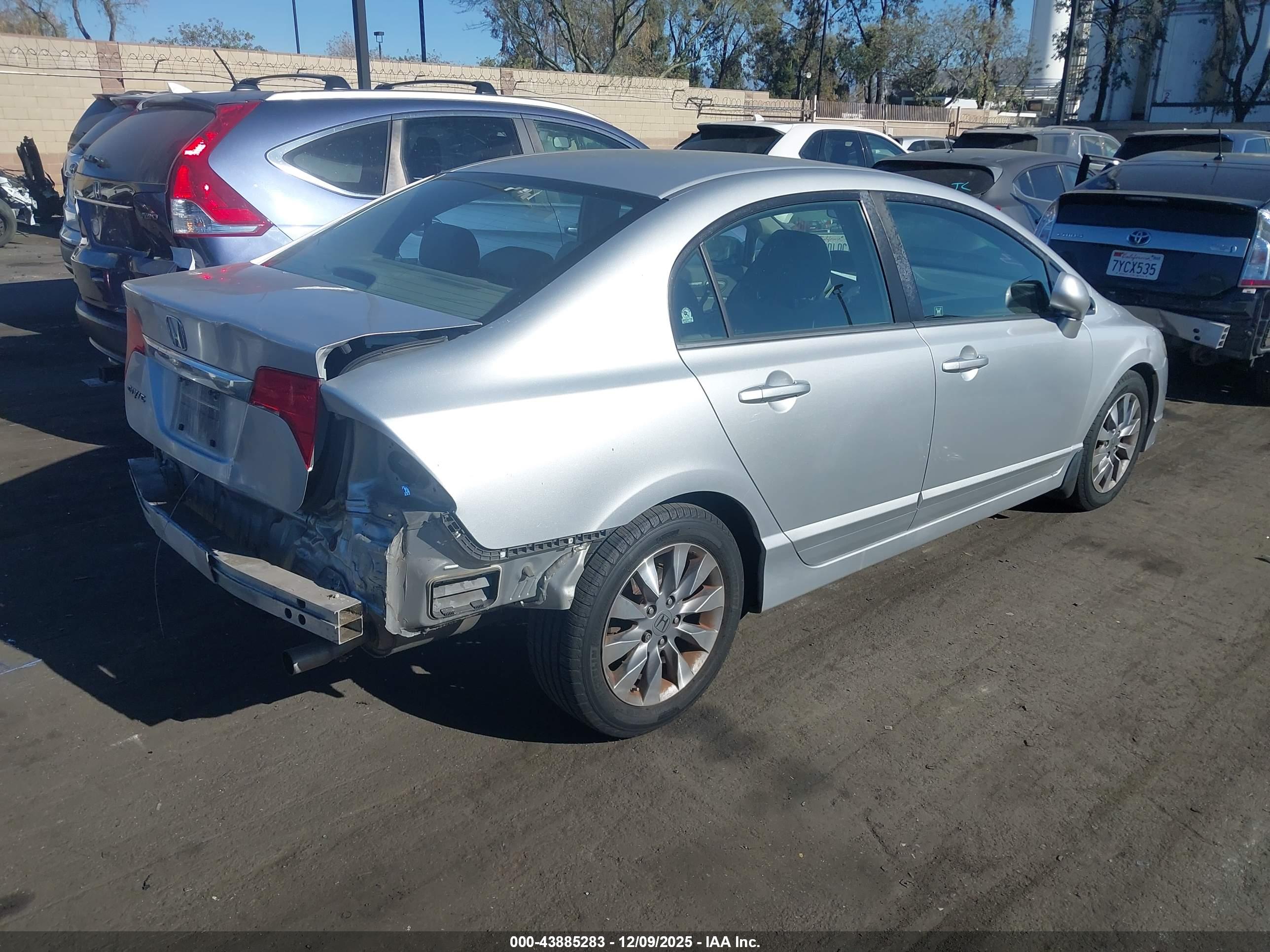 HONDA CIVIC image 4