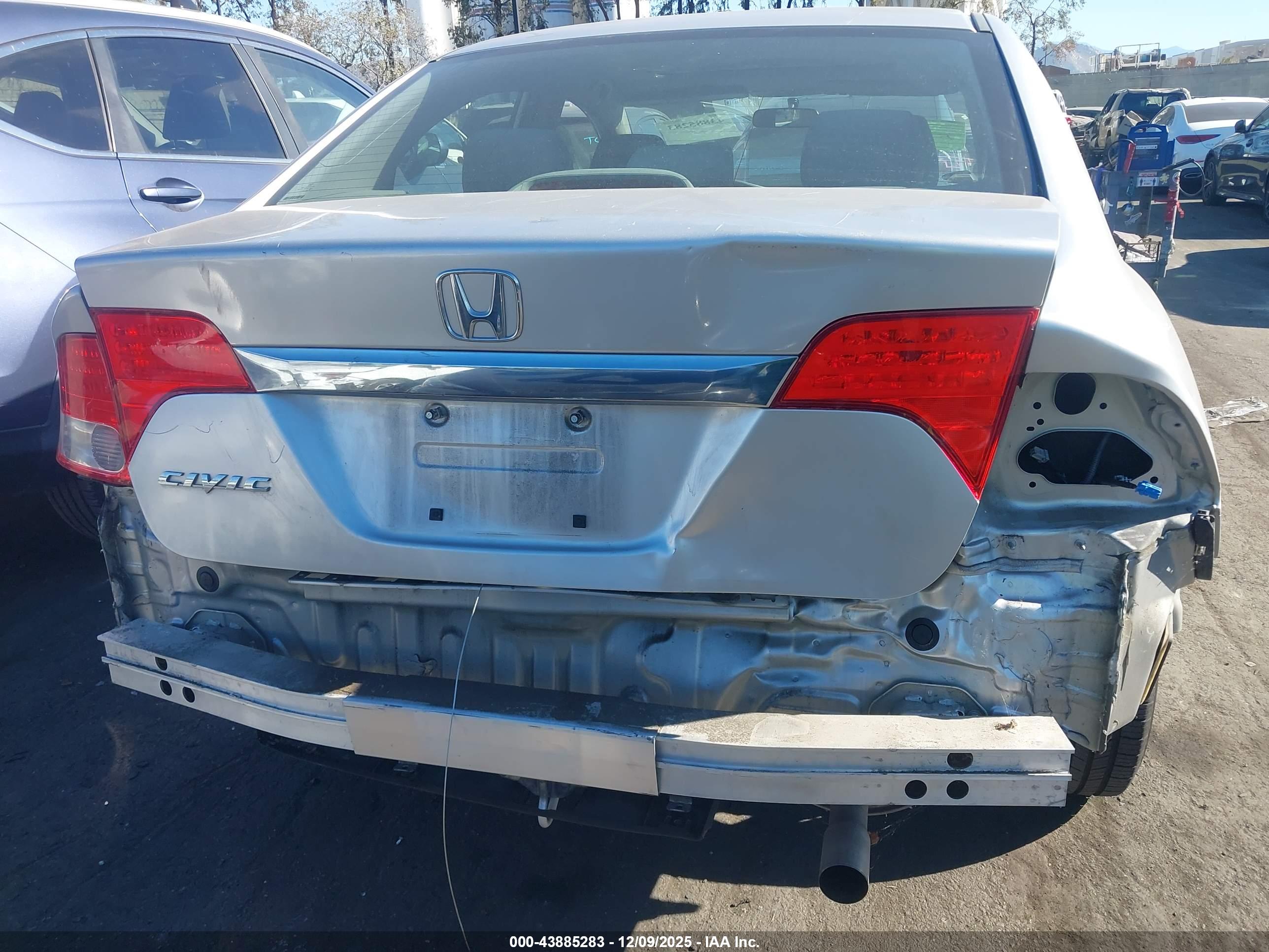 HONDA CIVIC image 6