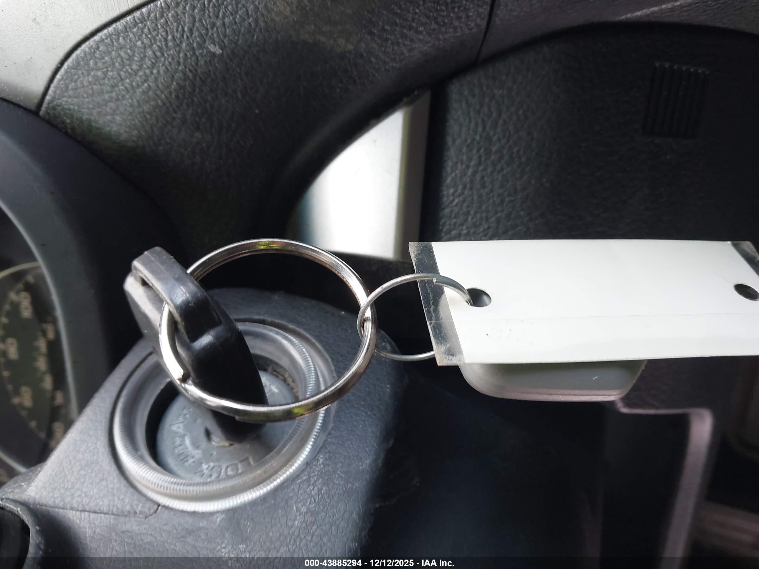 SUBARU OUTBACK image 11