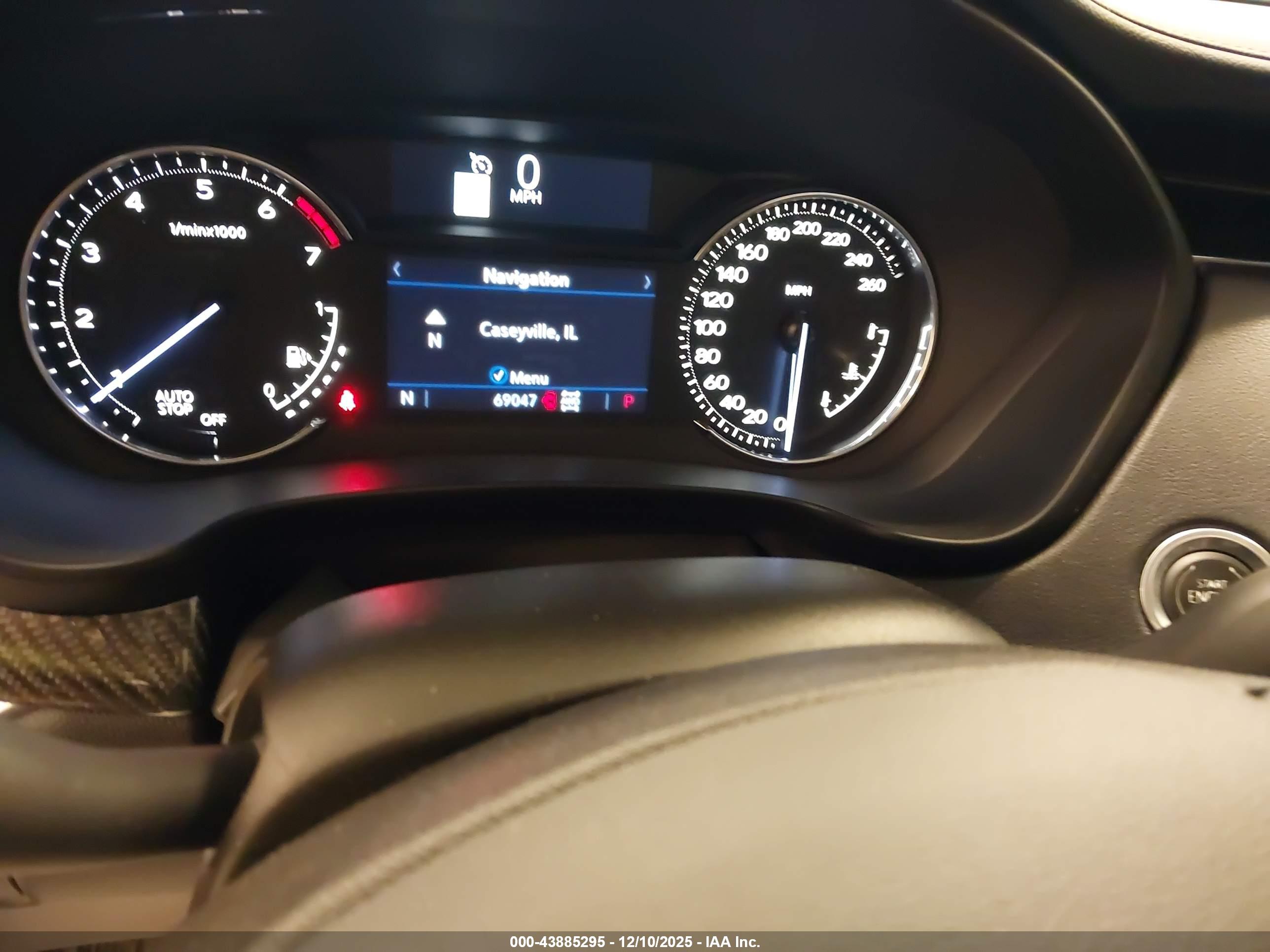 CADILLAC XT4 image 7