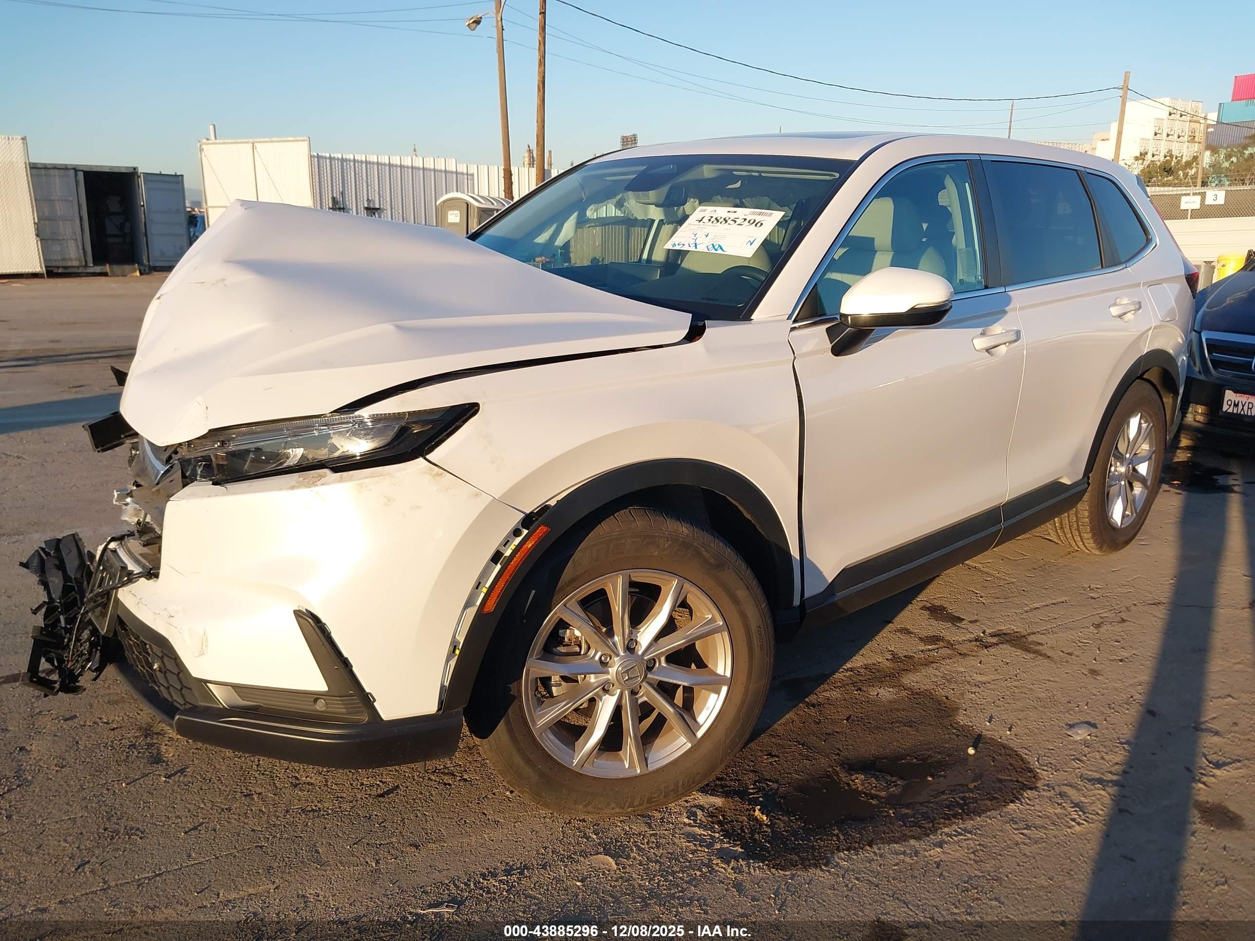 HONDA CR-V image 2