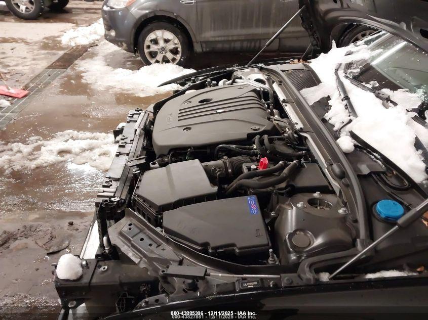 VOLVO S60 image 10