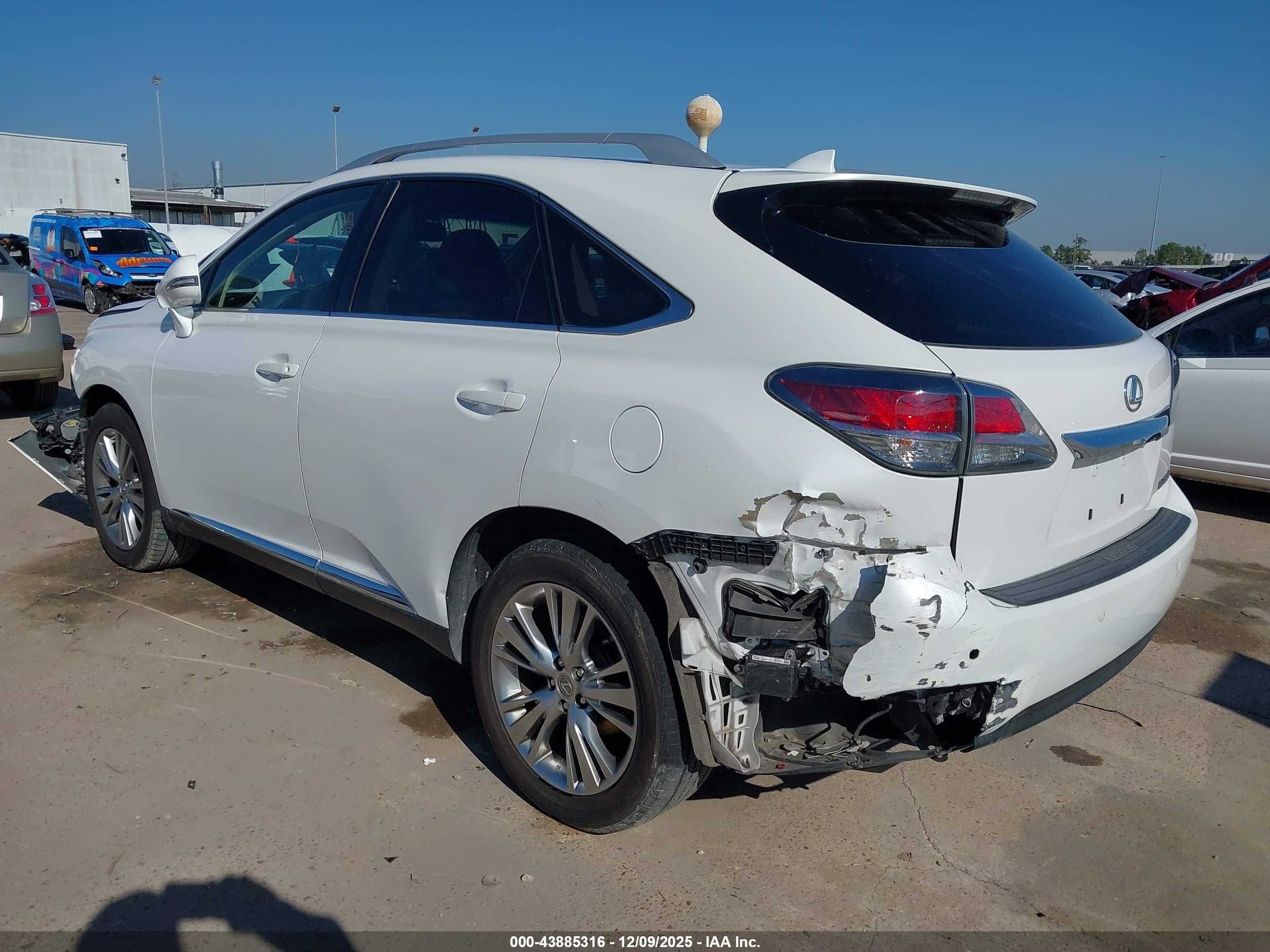 LEXUS RX image 3