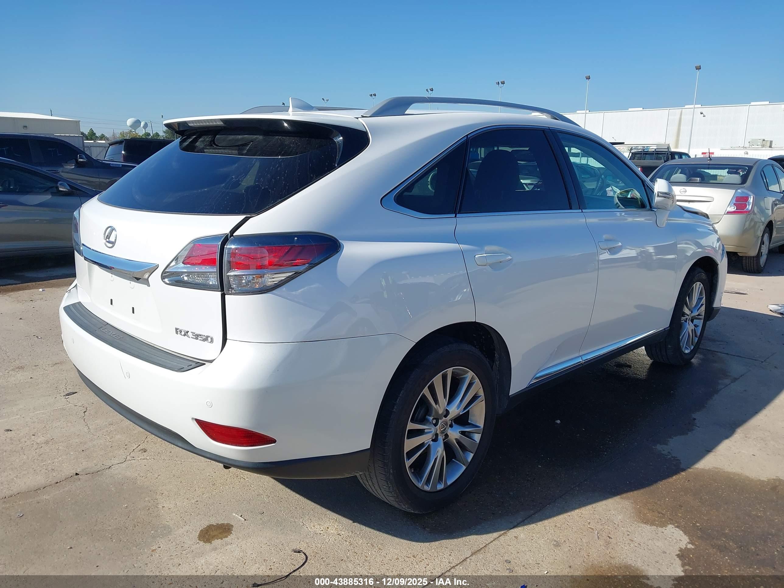 LEXUS RX image 4