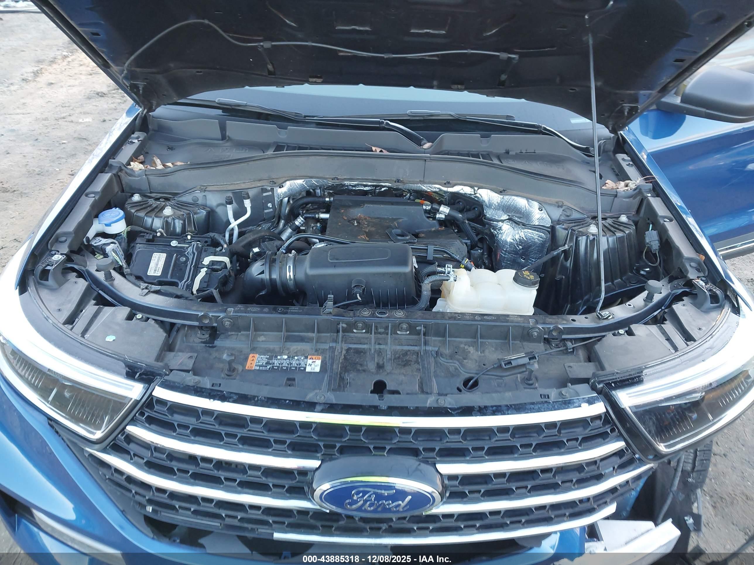 FORD EXPLORER image 10