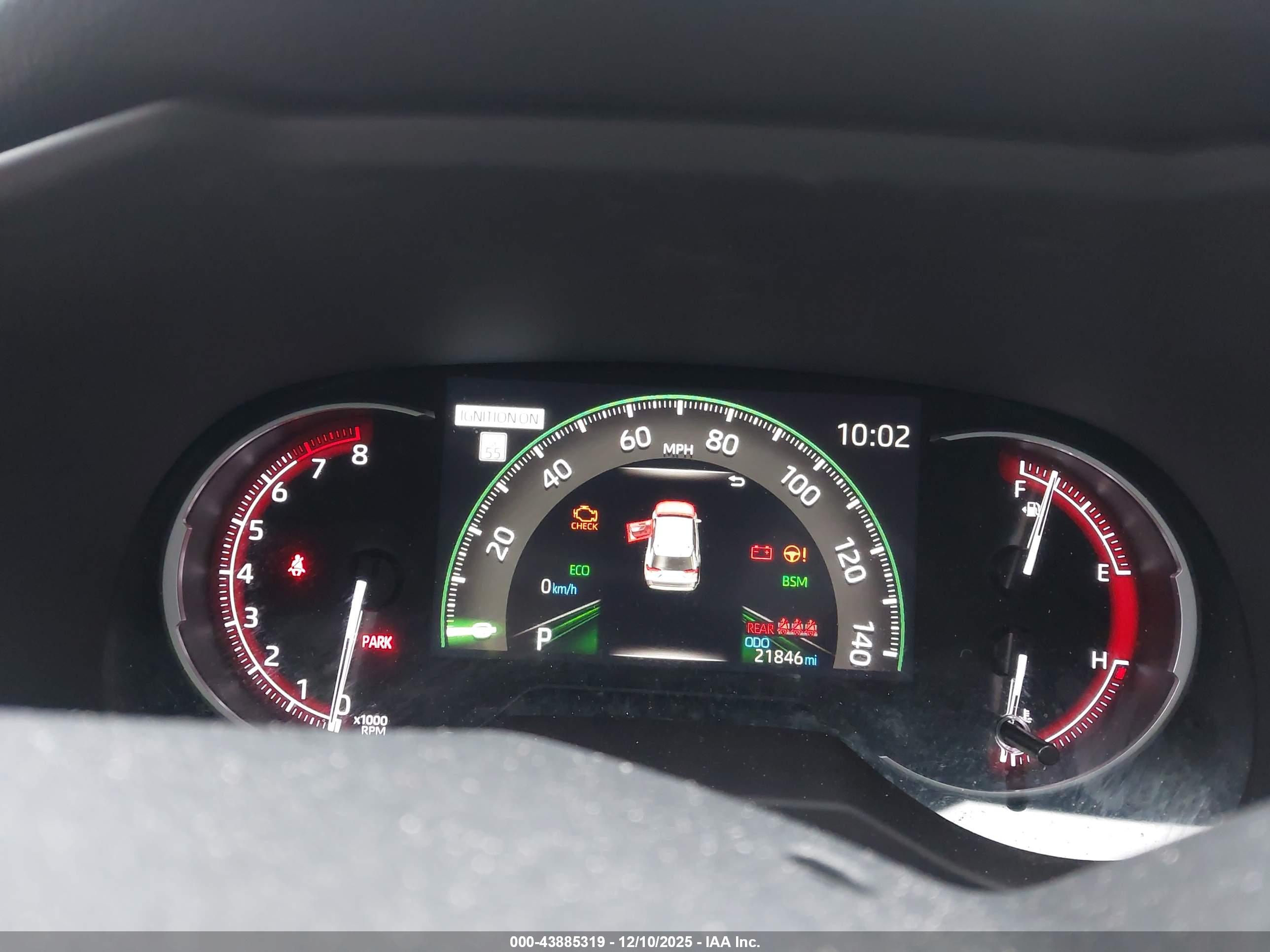 TOYOTA RAV4 image 7