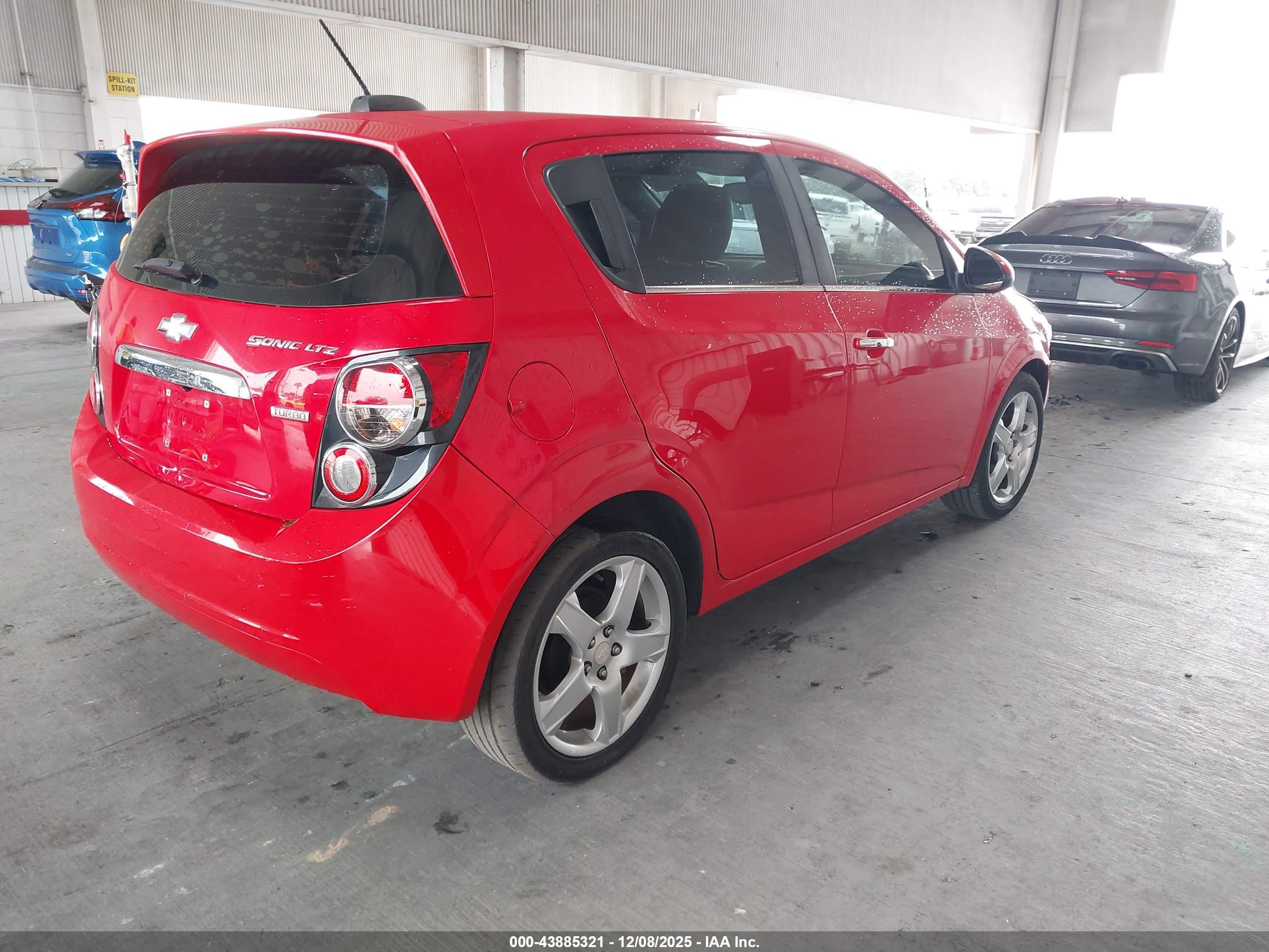 CHEVROLET SONIC image 4