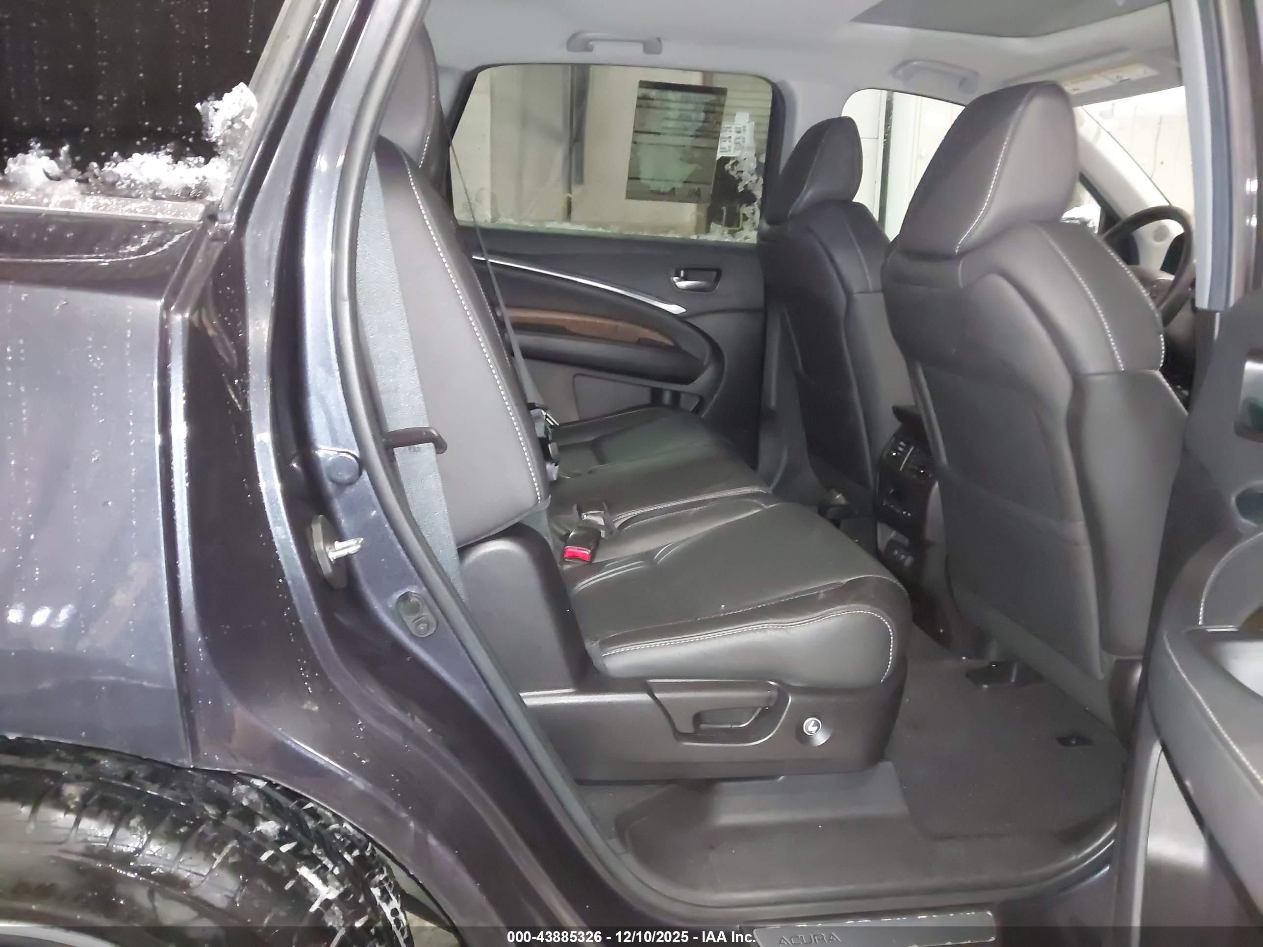 ACURA MDX image 8