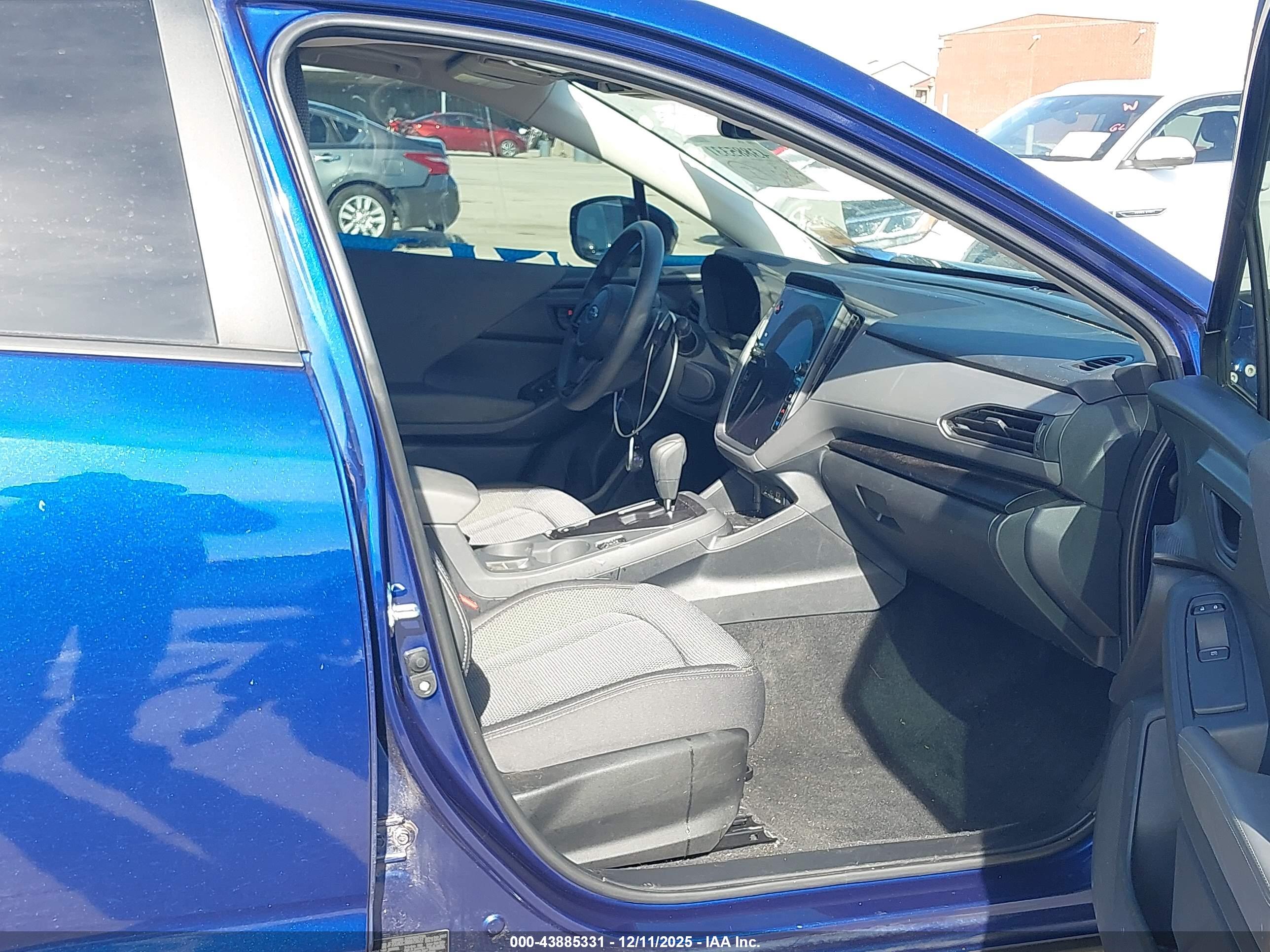 SUBARU CROSSTREK image 5