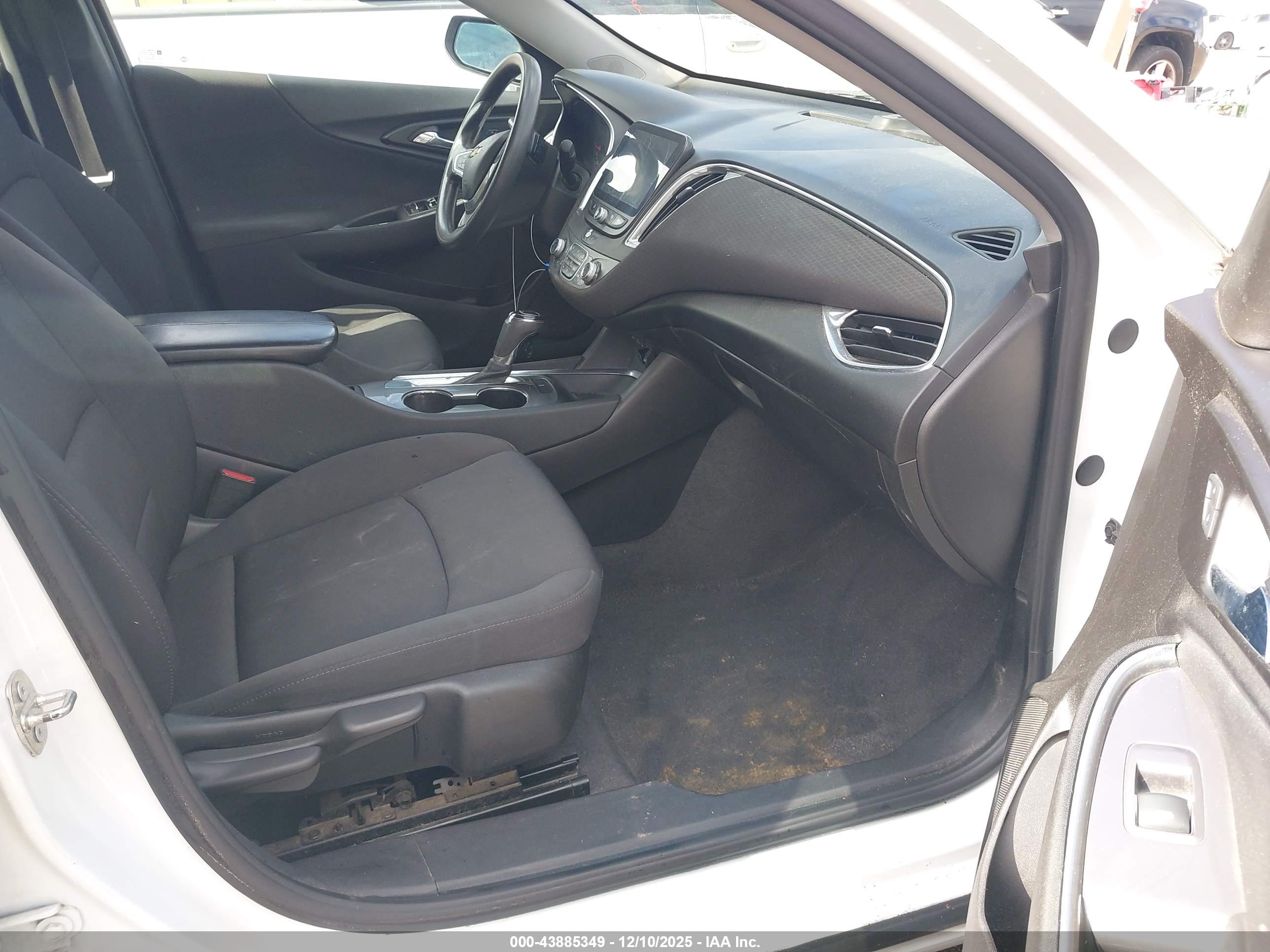 CHEVROLET MALIBU image 5