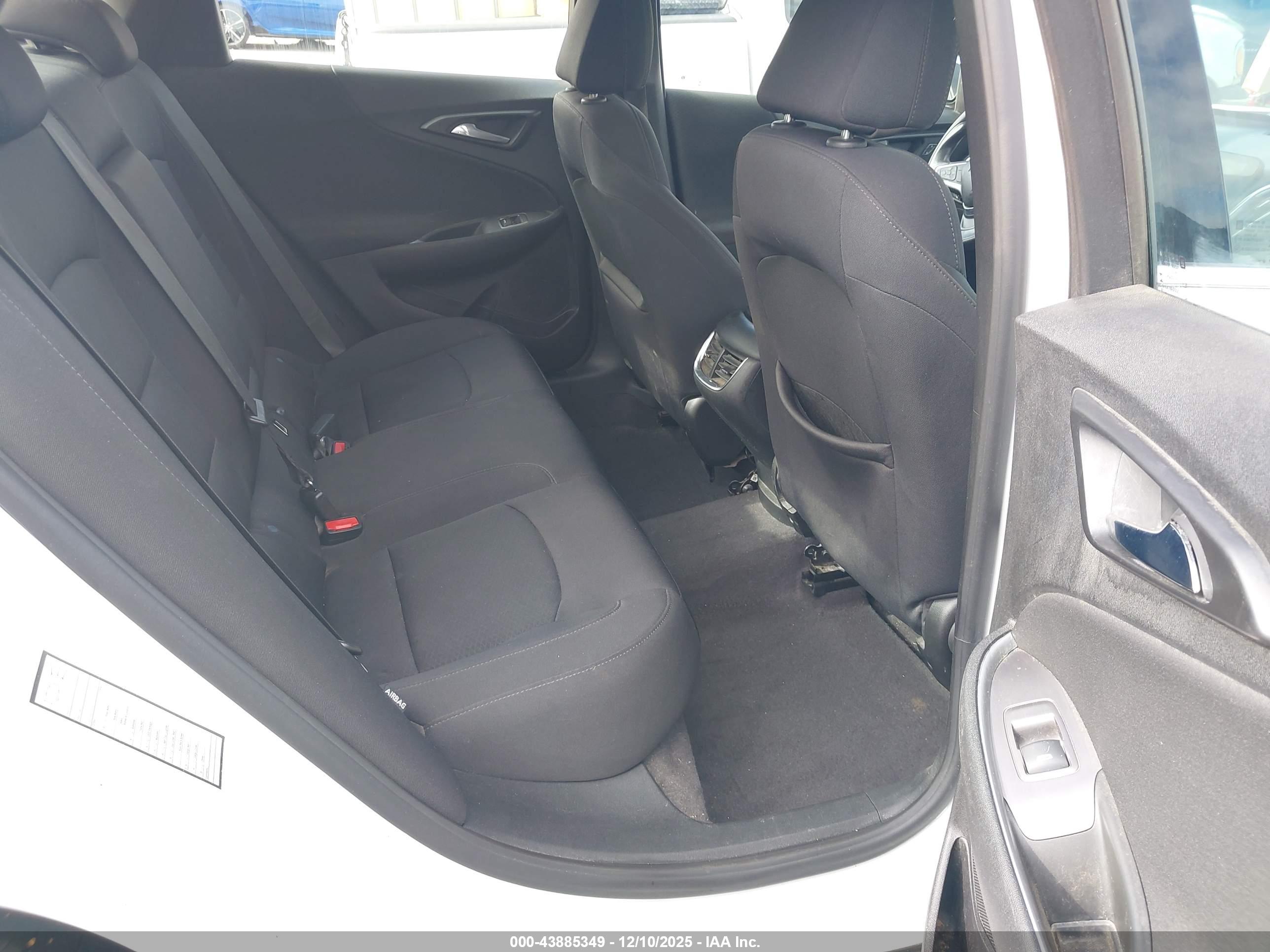 CHEVROLET MALIBU image 8
