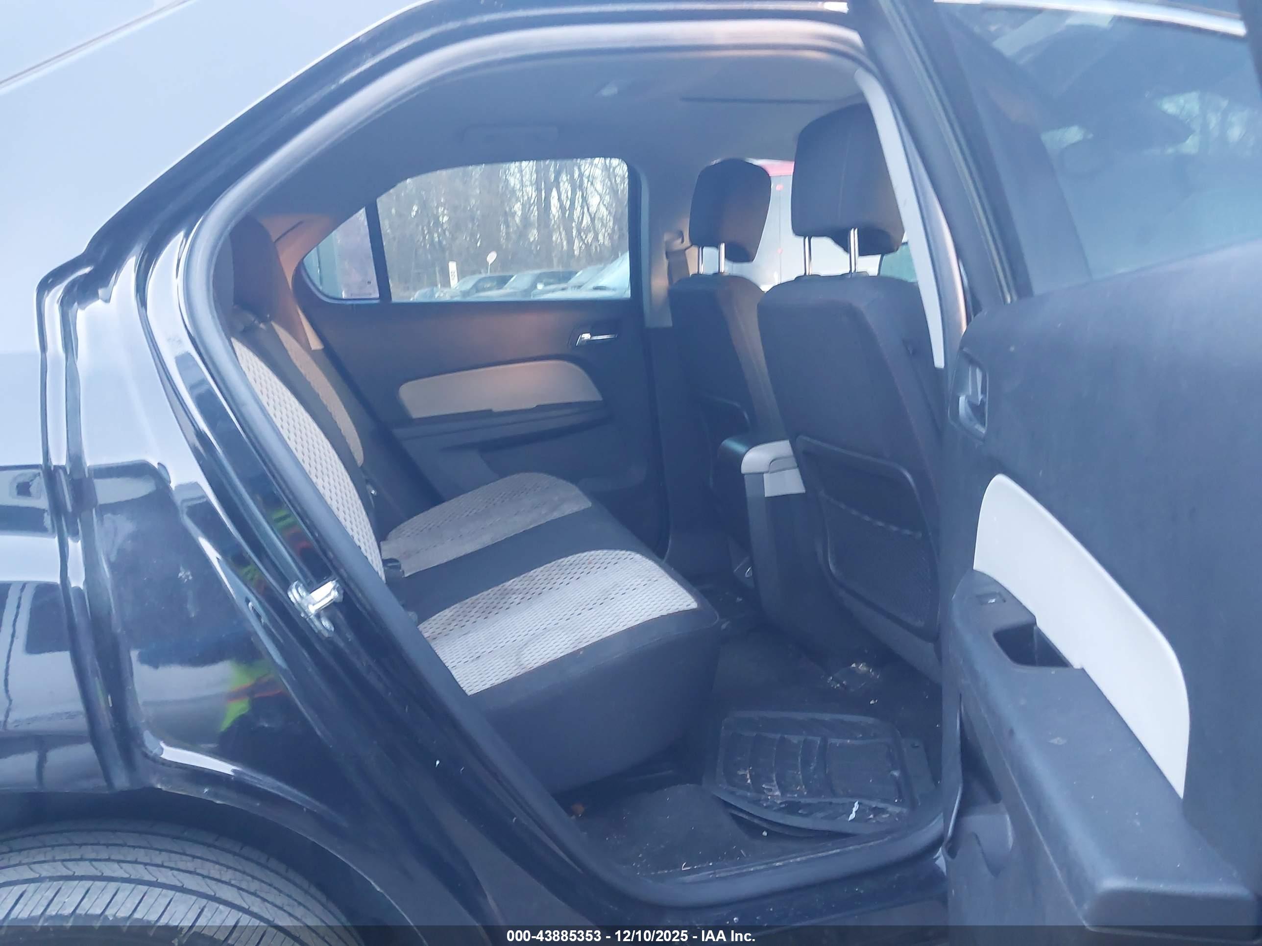 CHEVROLET EQUINOX image 8