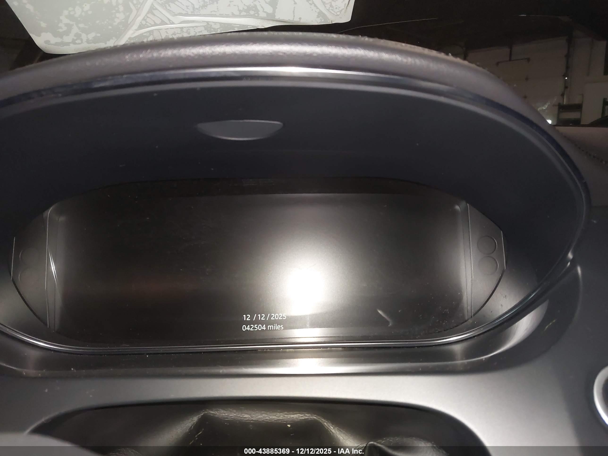 JAGUAR E-PACE image 7