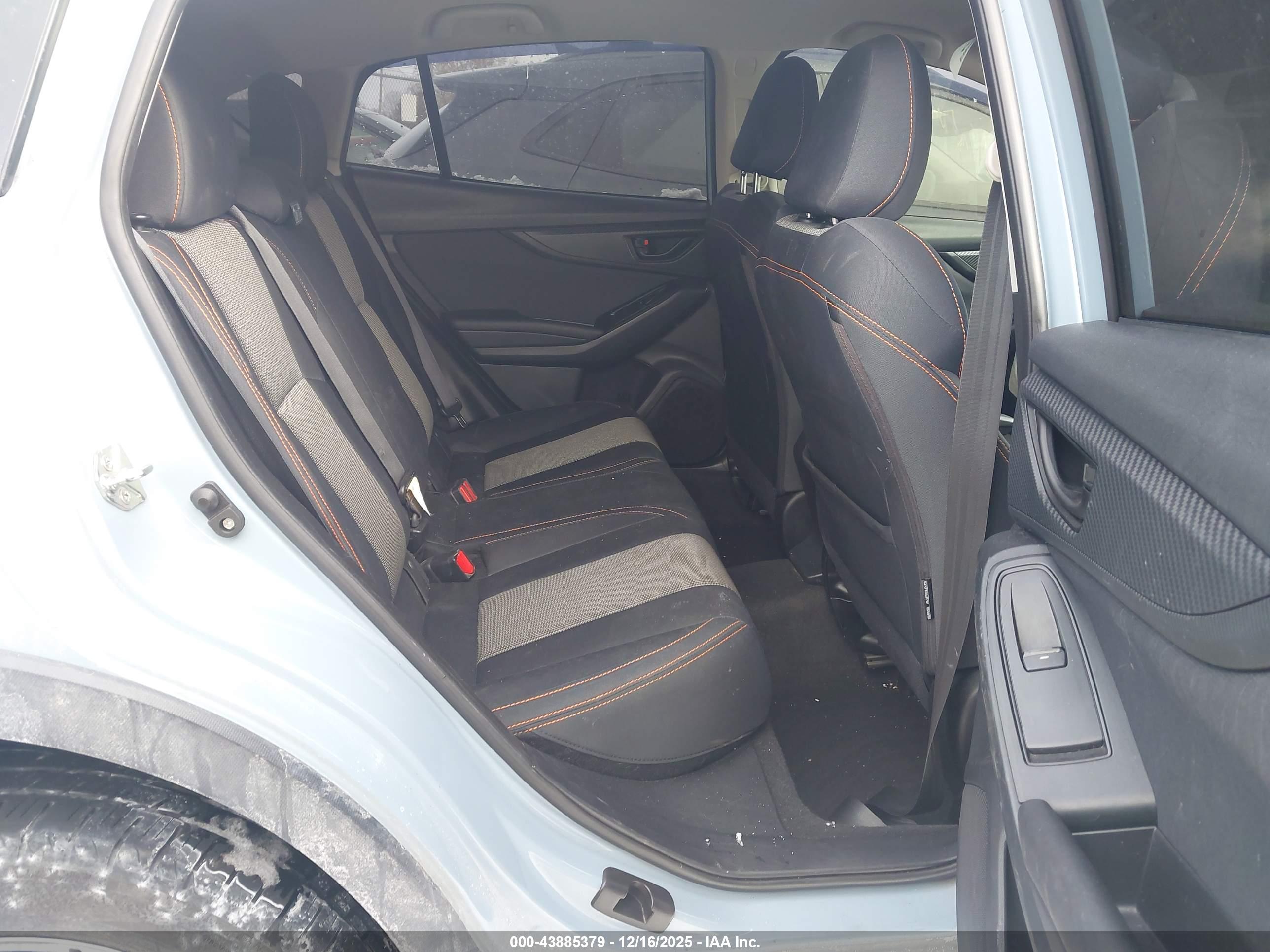 SUBARU CROSSTREK image 8