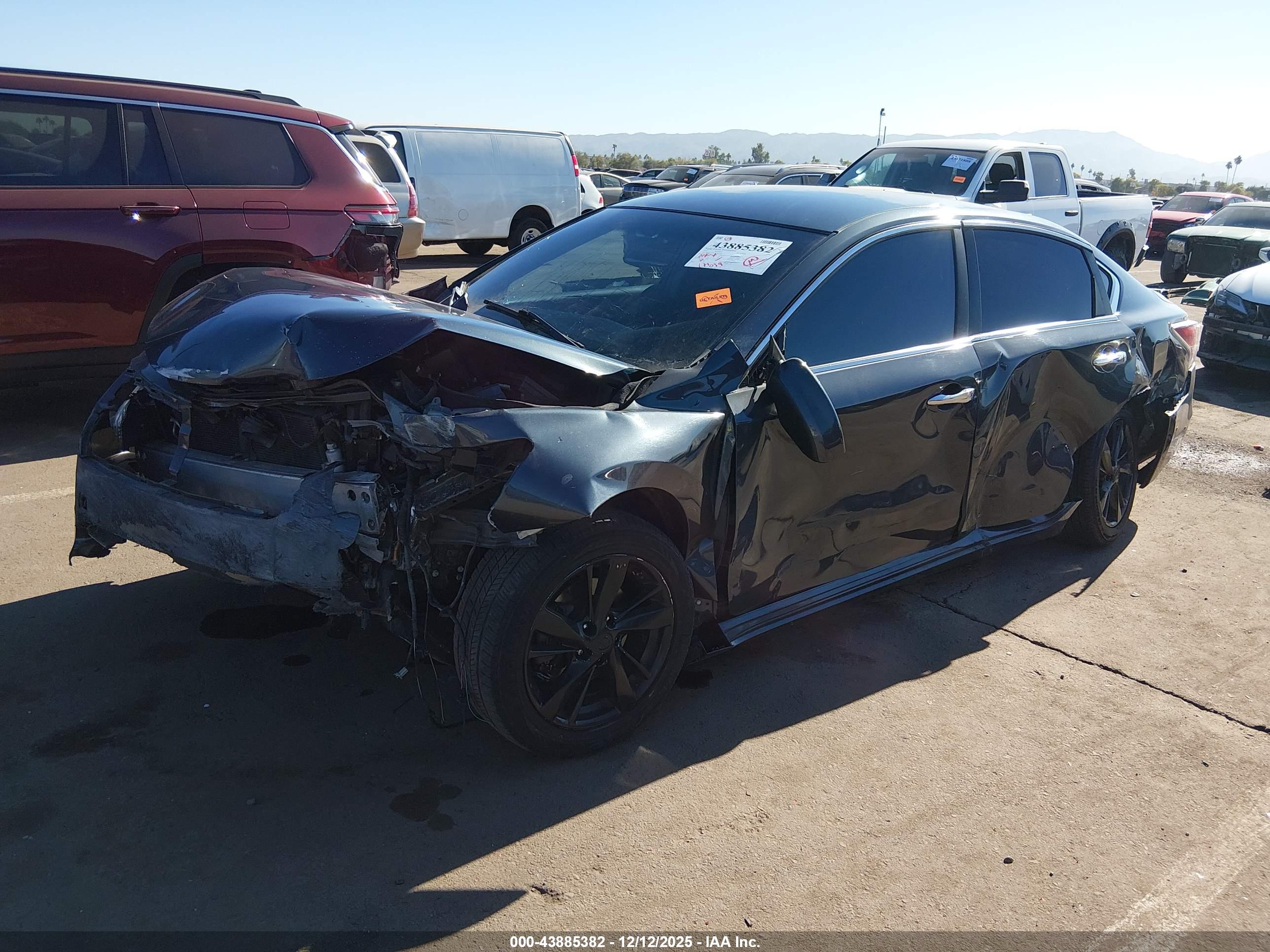 NISSAN ALTIMA image 2