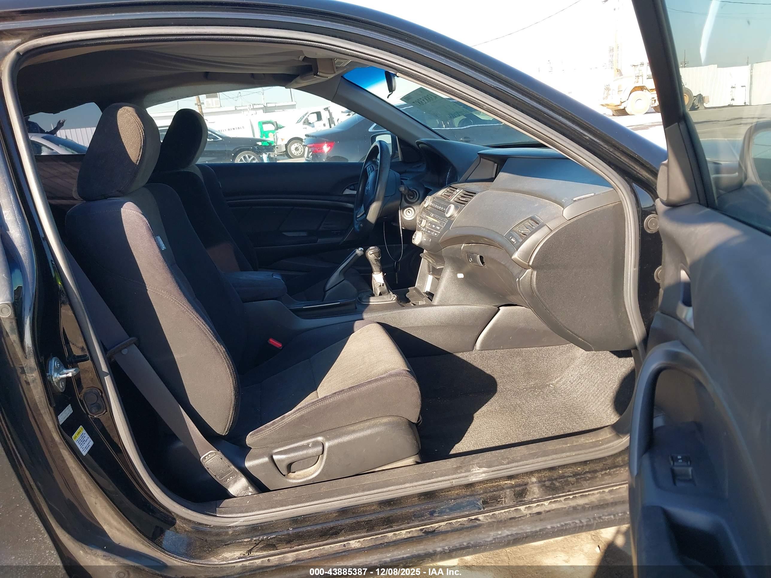 HONDA ACCORD image 5