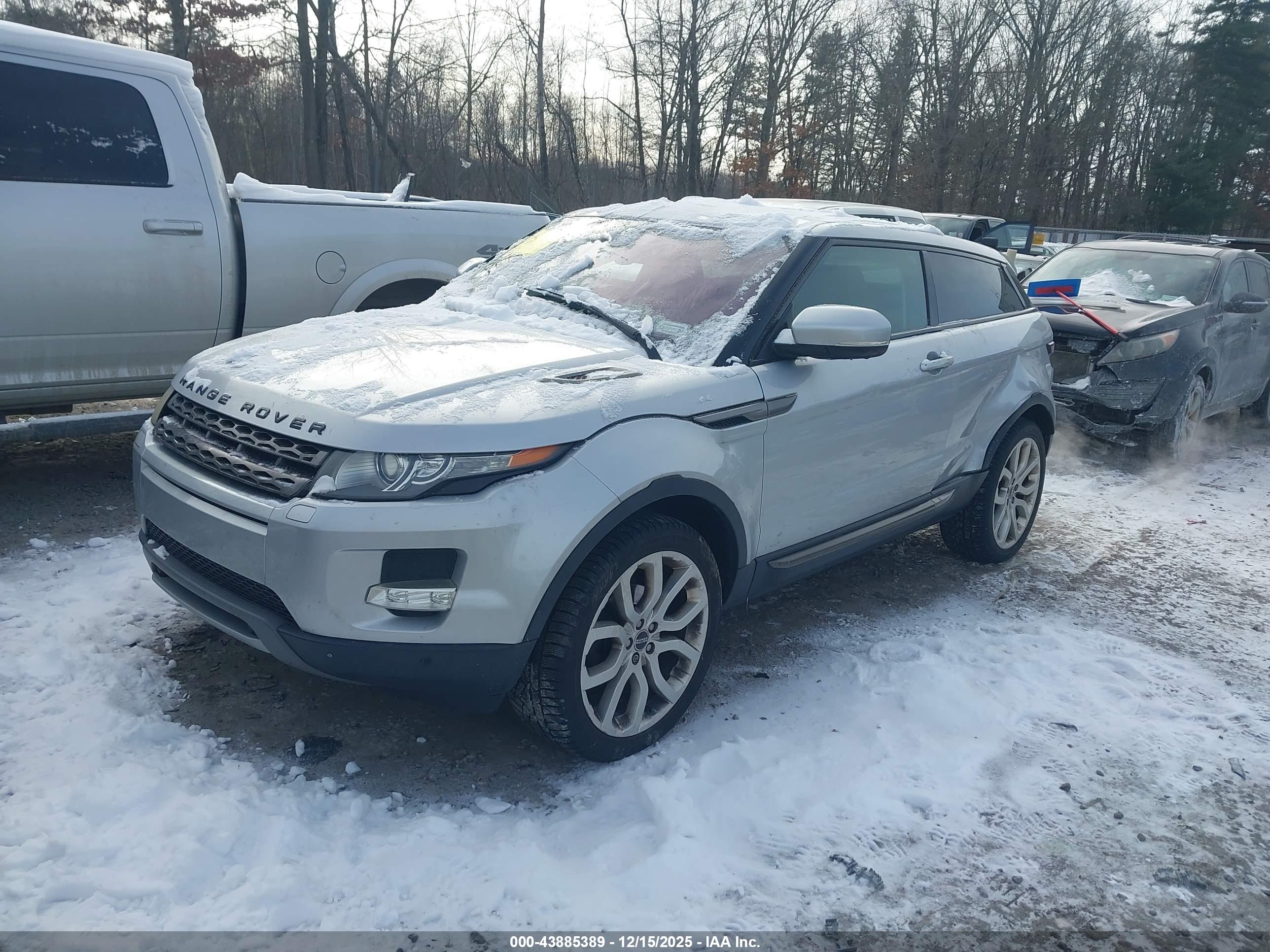 LAND ROVER image 2