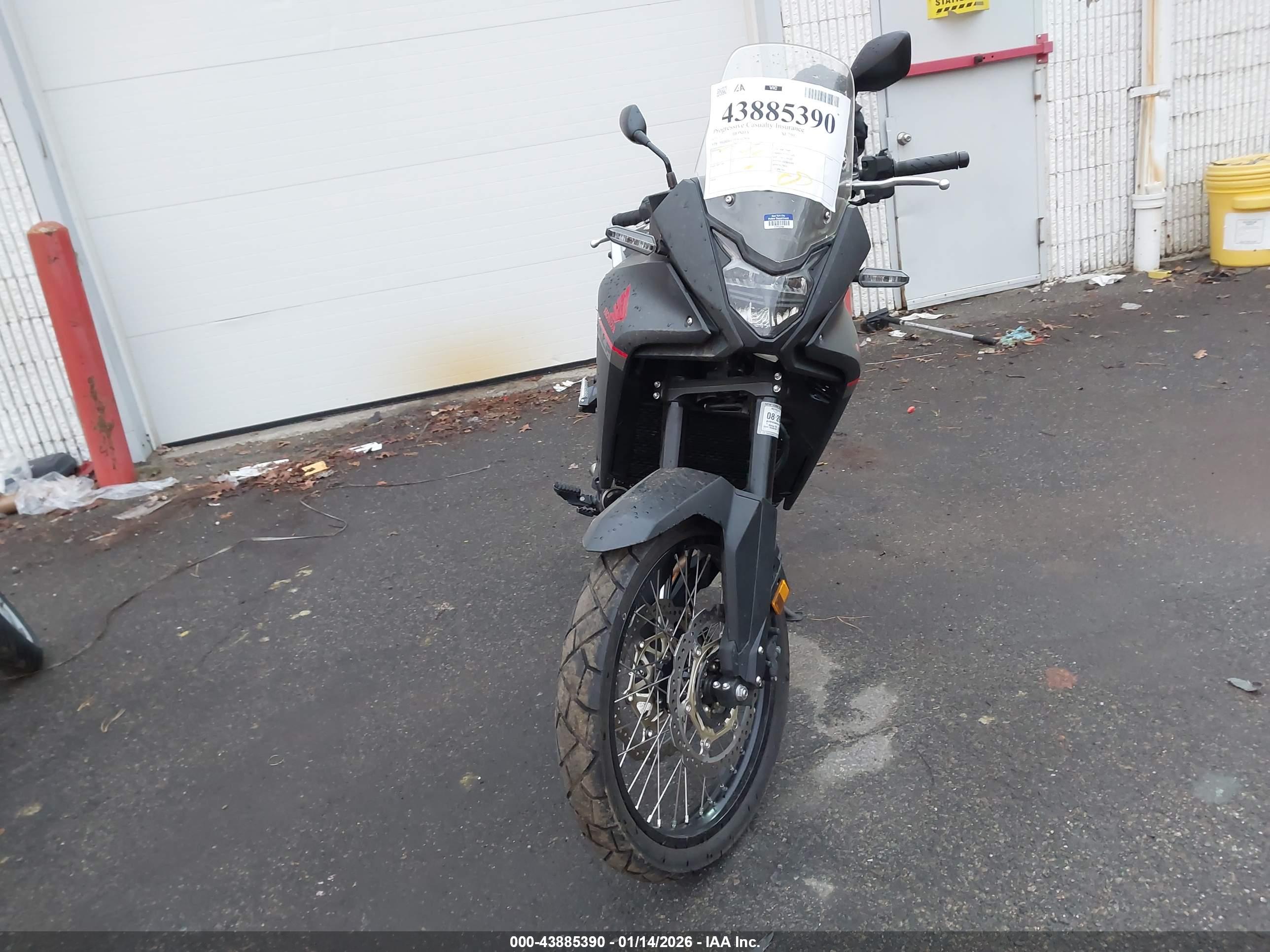 HONDA XL750 image 5
