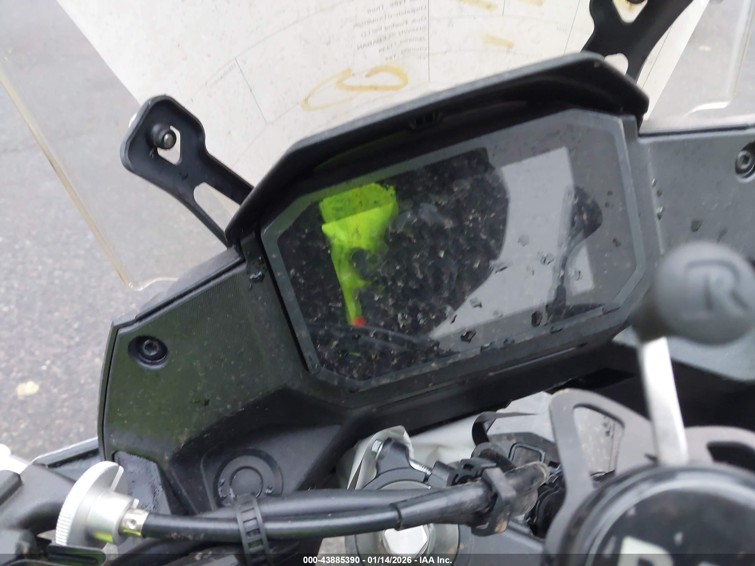 HONDA XL750 image 7