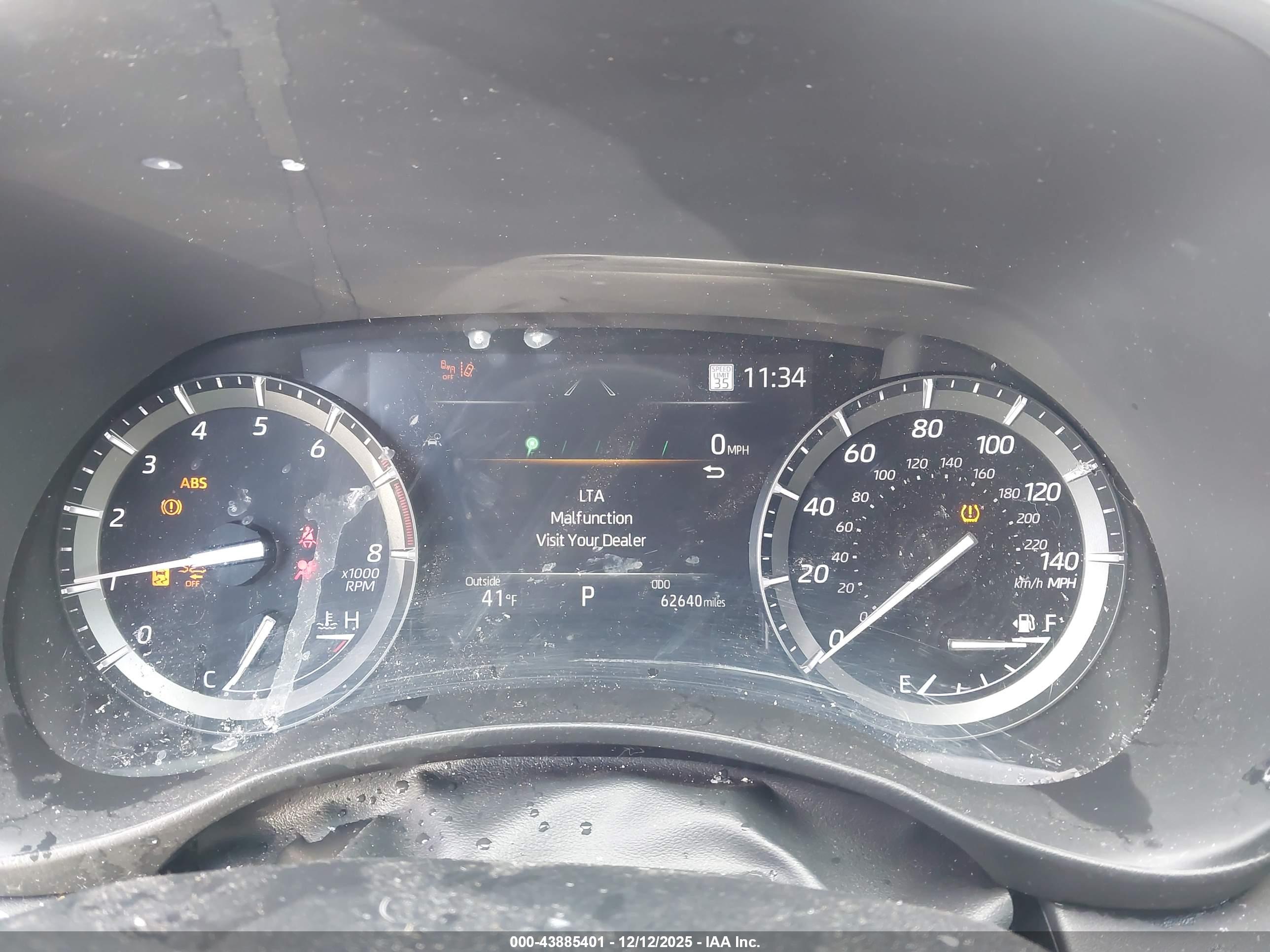 TOYOTA HIGHLANDER image 7