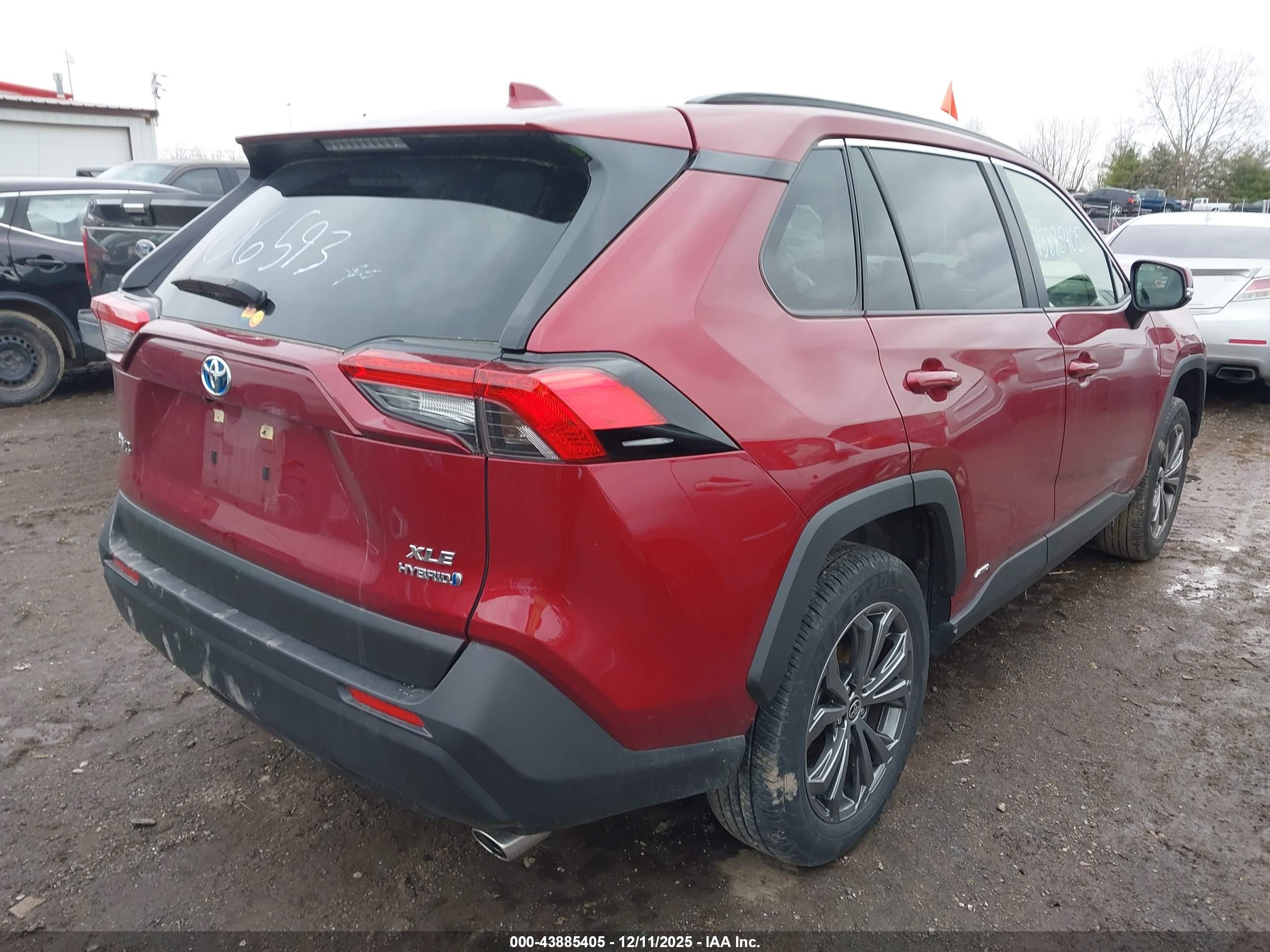 TOYOTA RAV4 image 4