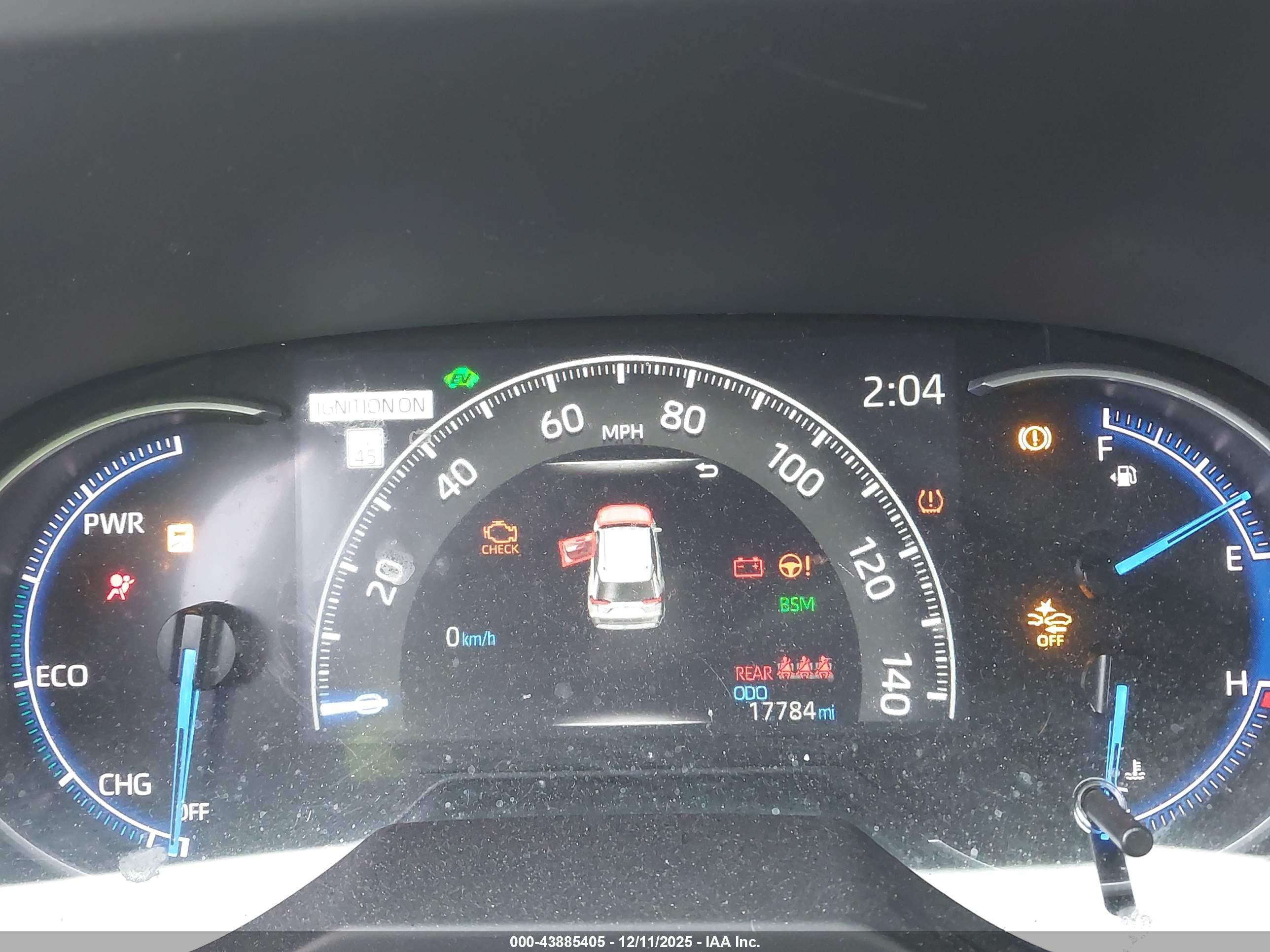 TOYOTA RAV4 image 7