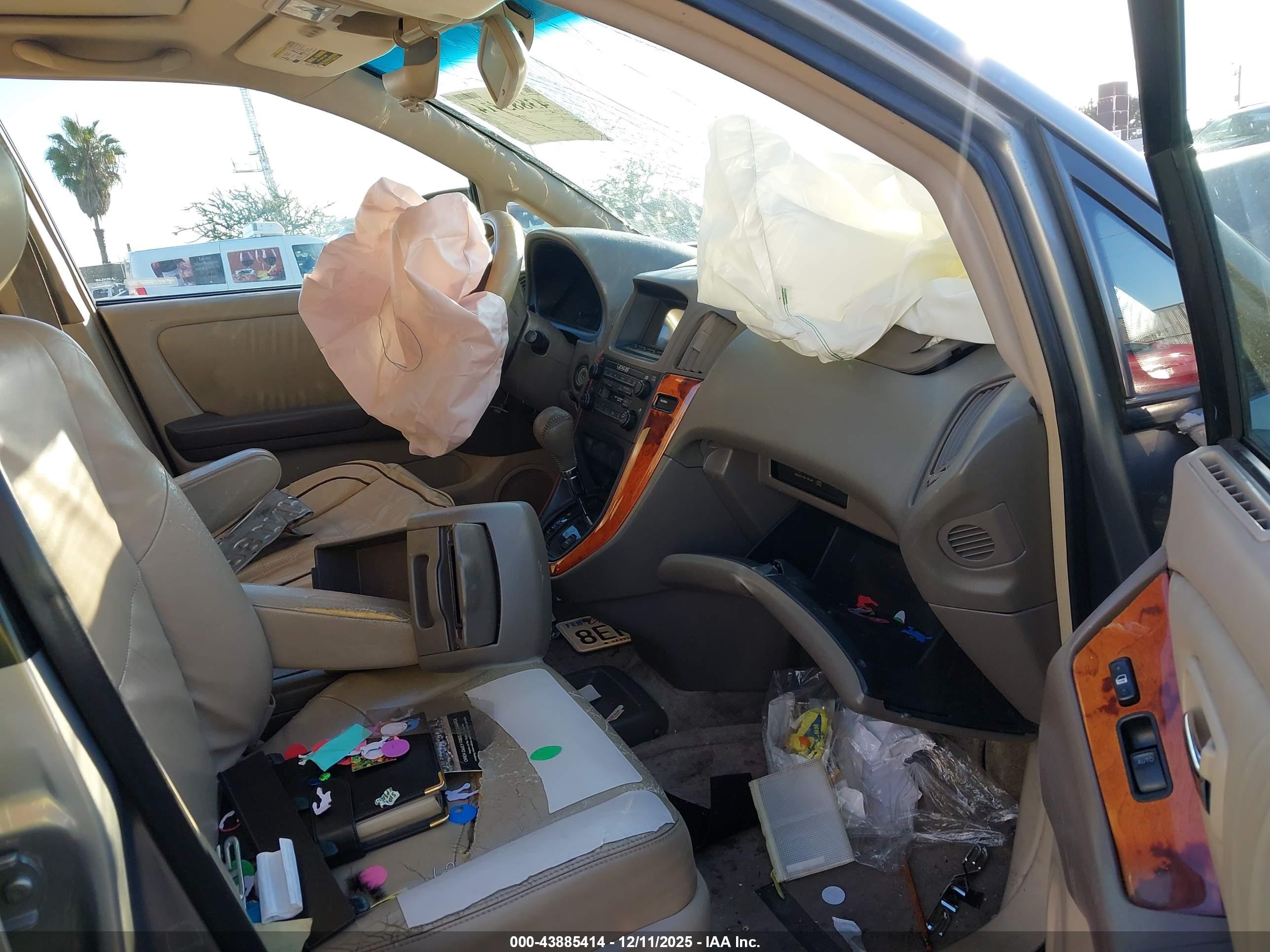 LEXUS RX image 5