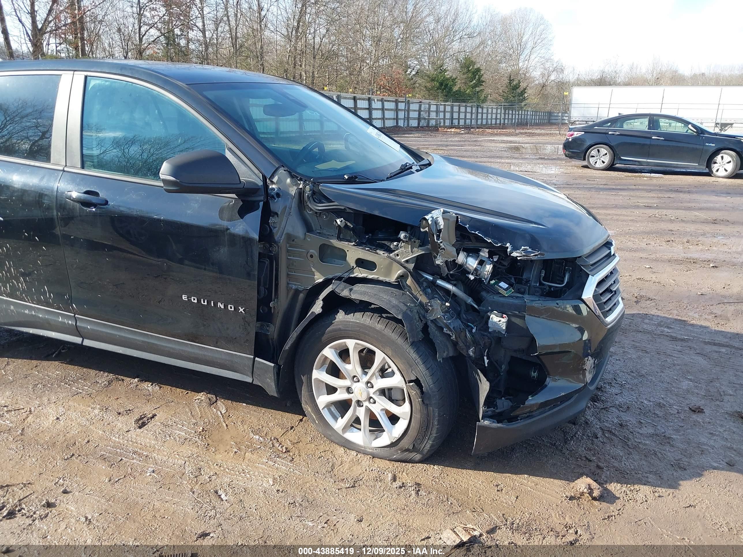 CHEVROLET EQUINOX image 6