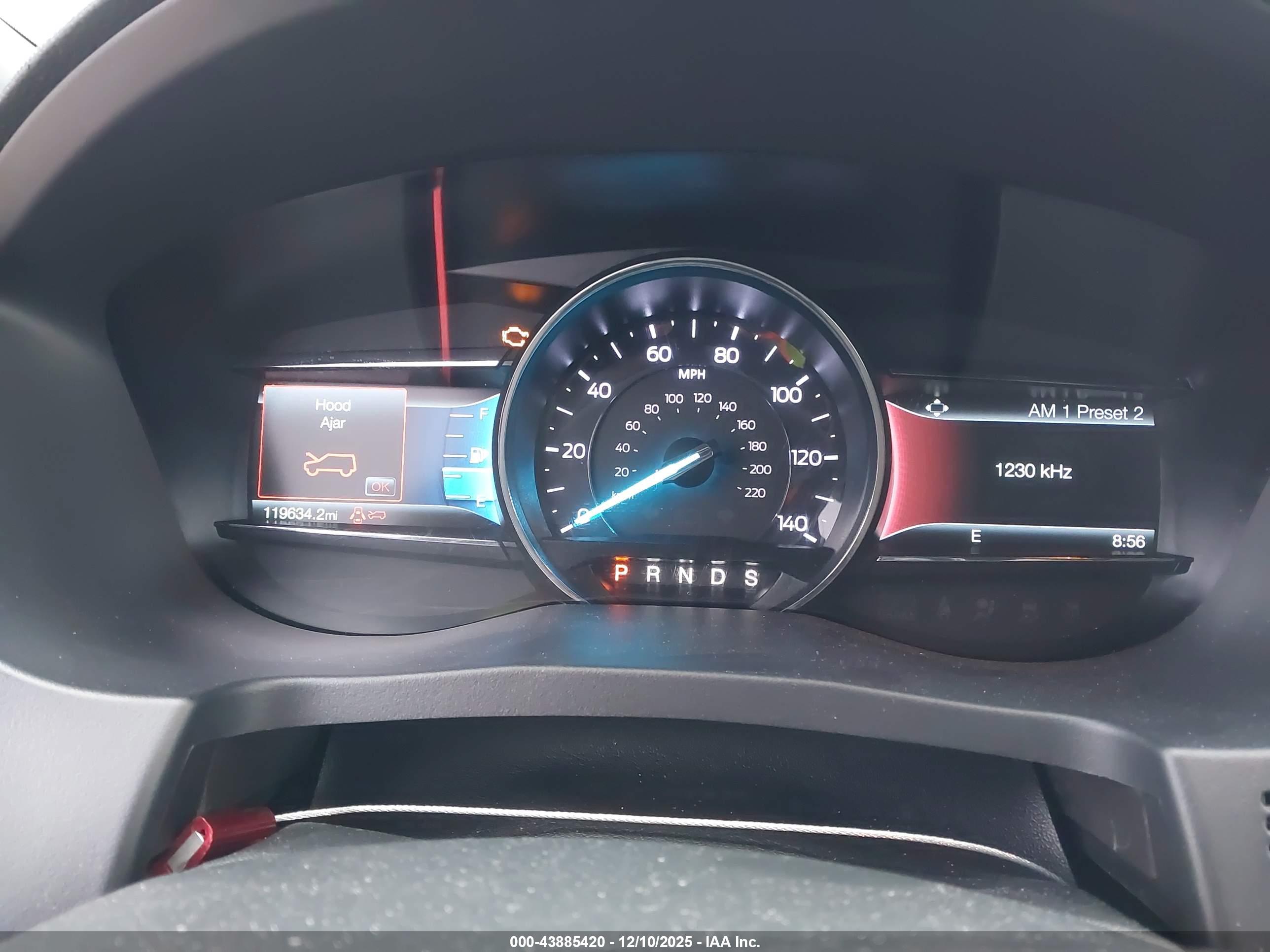 FORD EXPLORER image 7