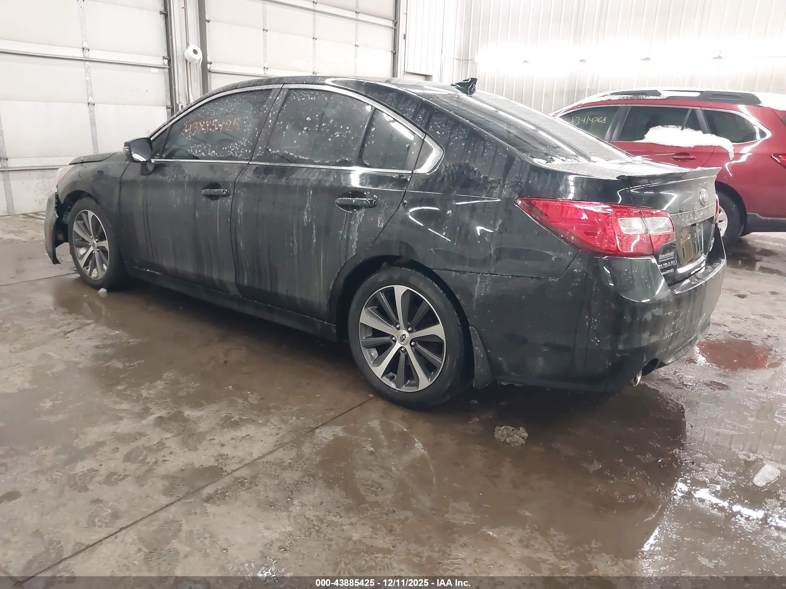 SUBARU LEGACY image 3