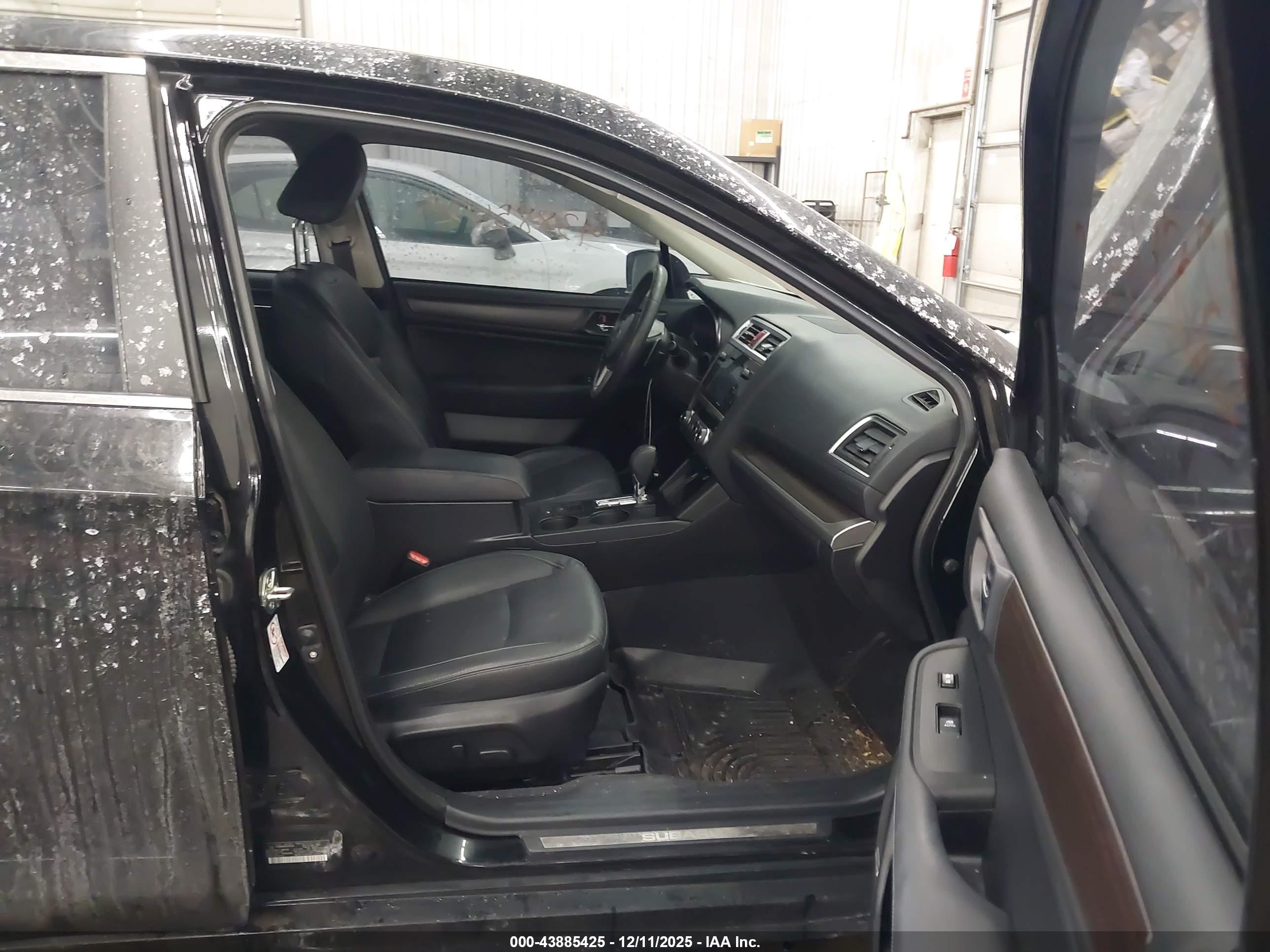 SUBARU LEGACY image 5