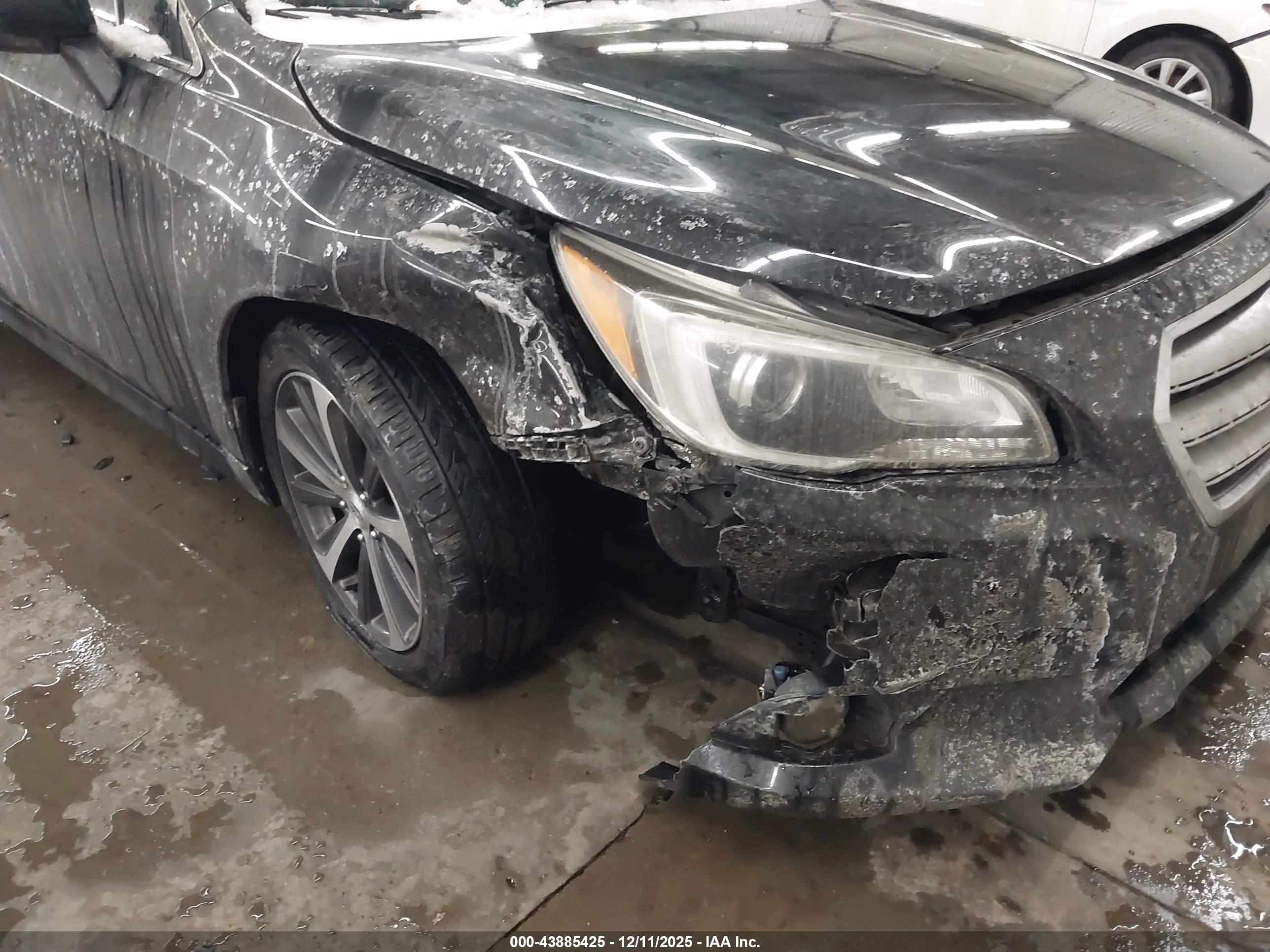 SUBARU LEGACY image 6