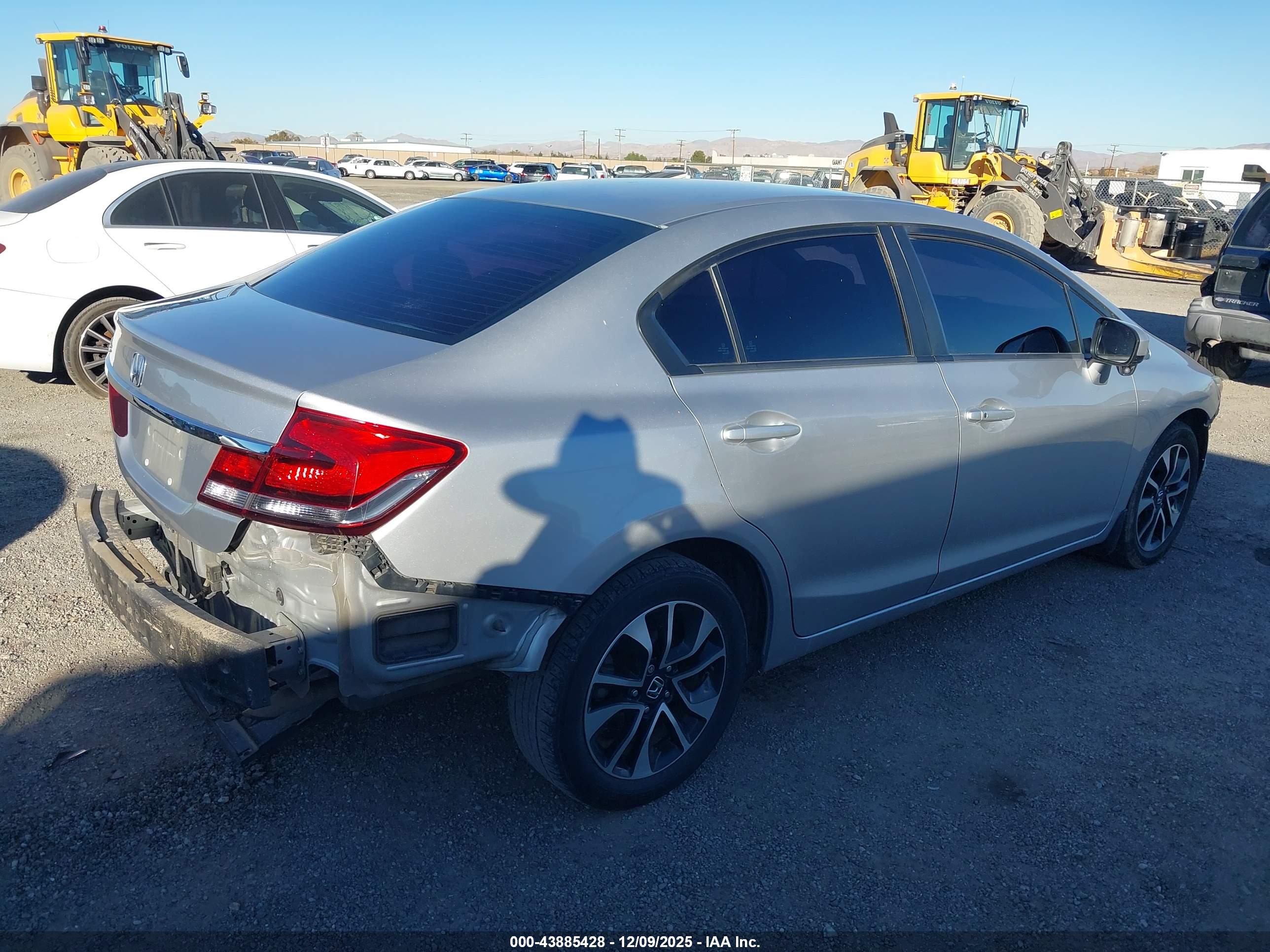 HONDA CIVIC image 4