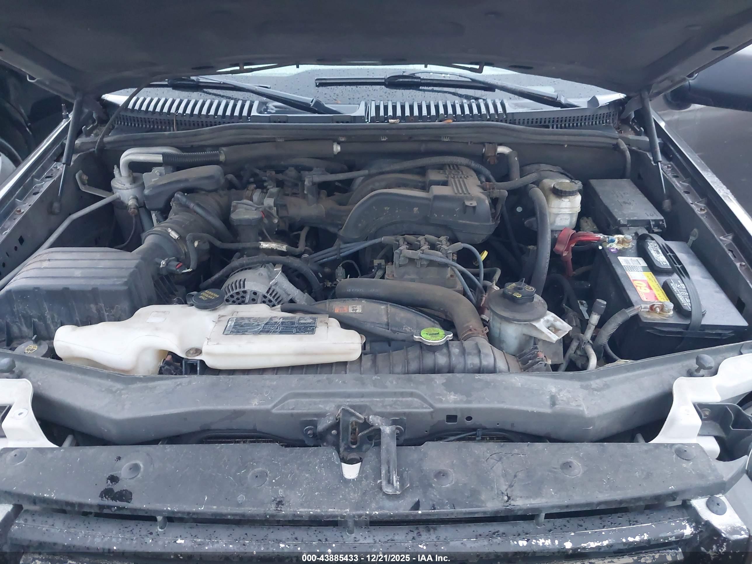 FORD EXPLORER image 10