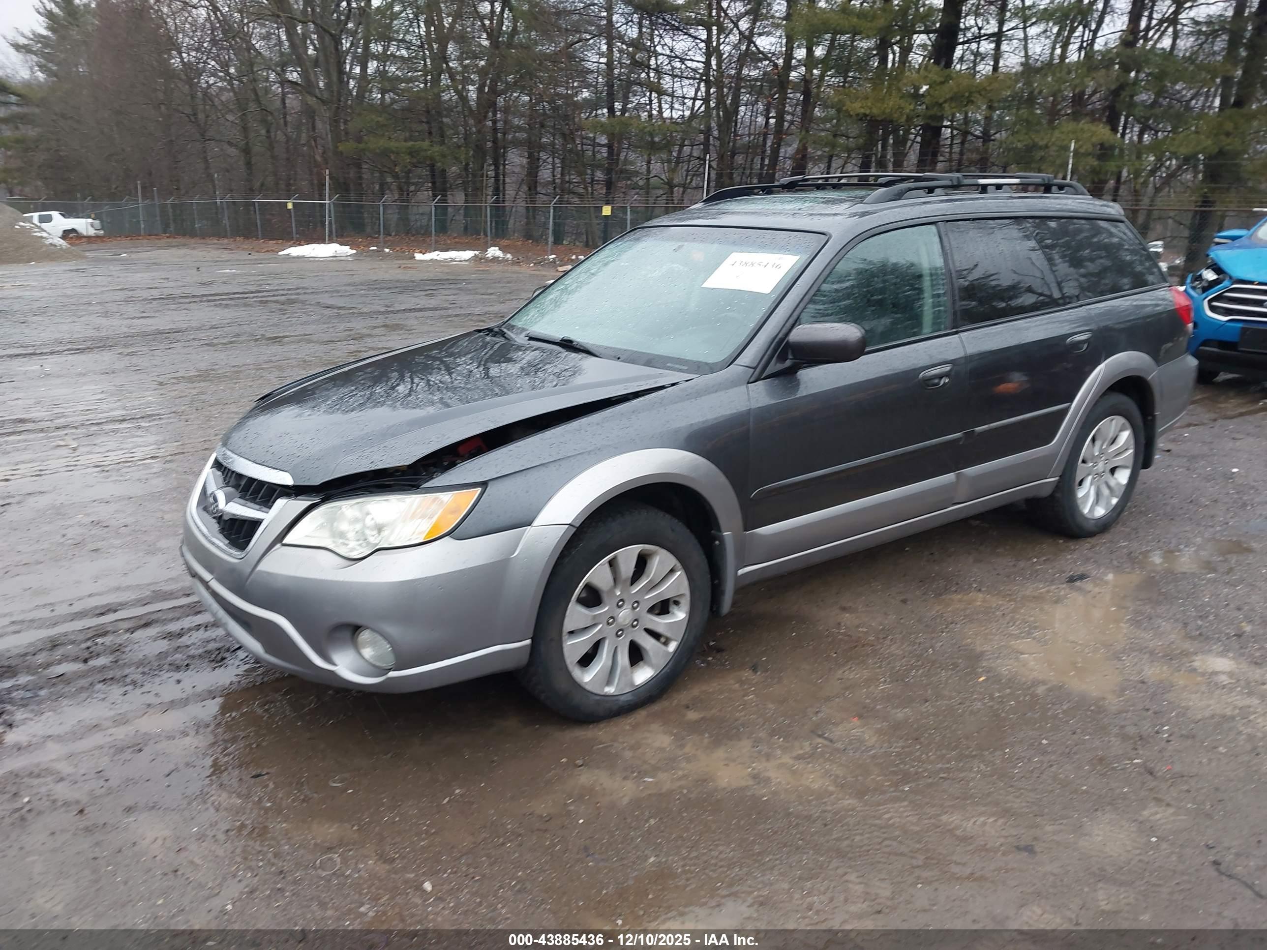 SUBARU OUTBACK image 2