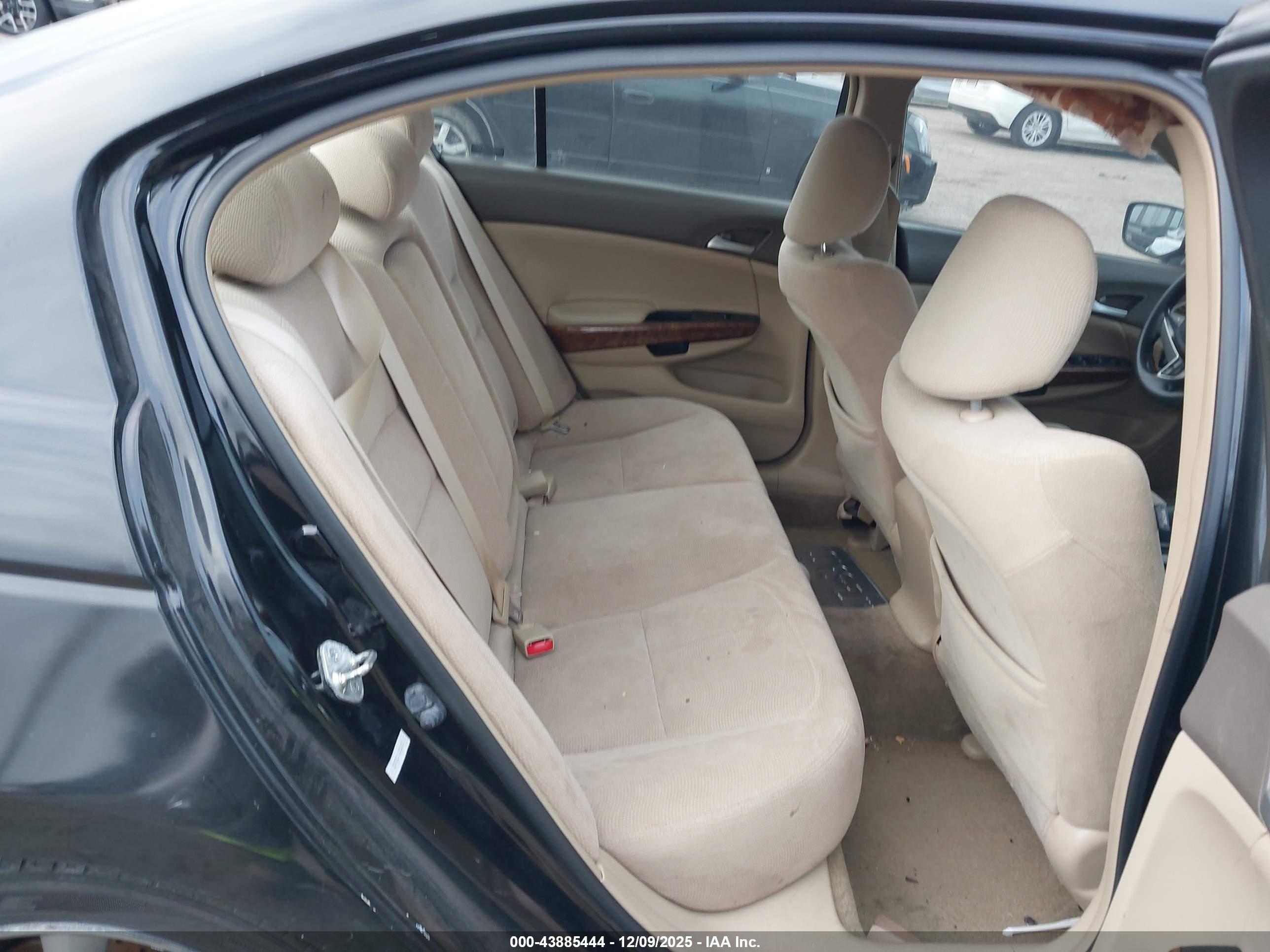 HONDA ACCORD image 8