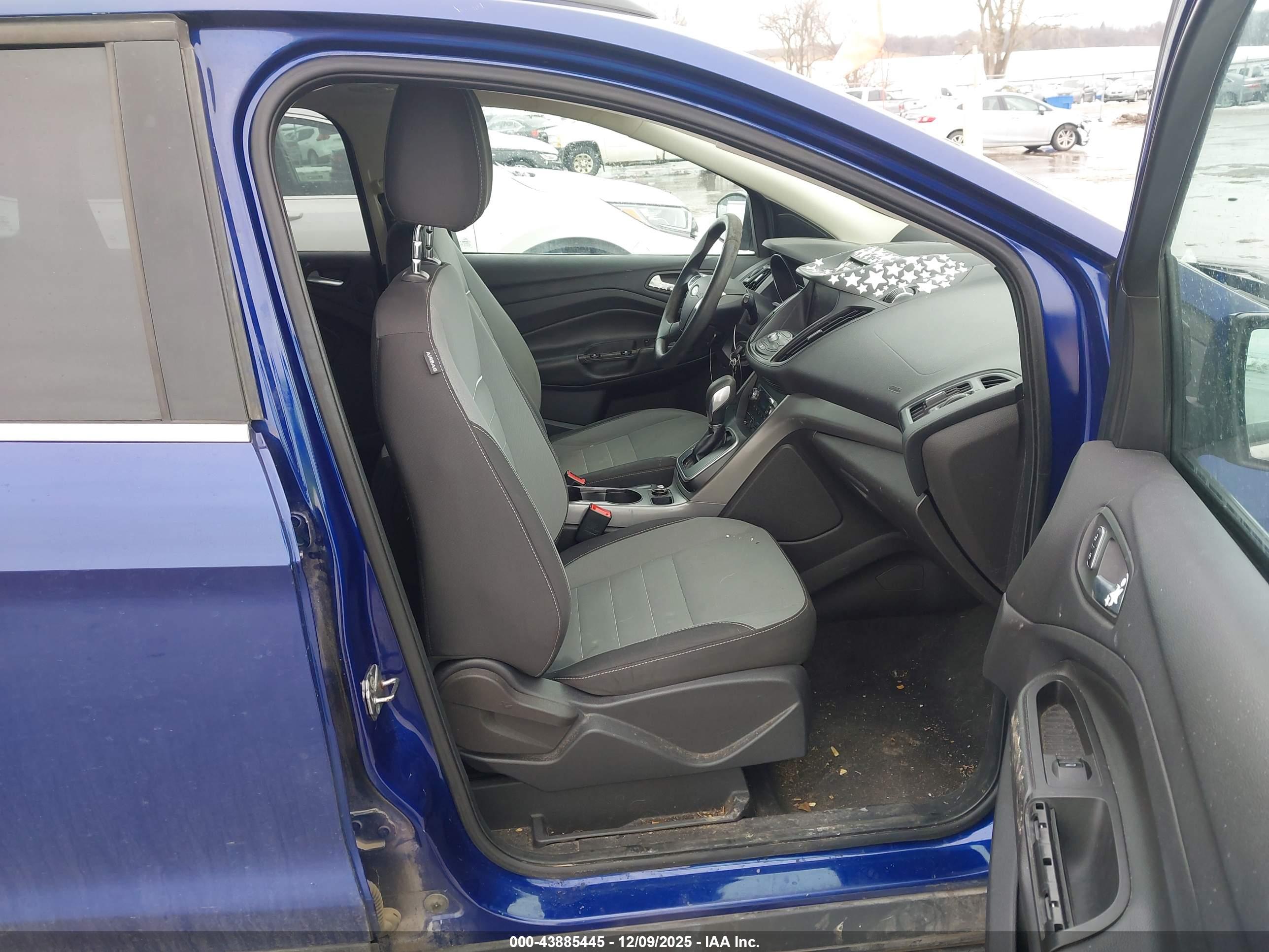 FORD ESCAPE image 5