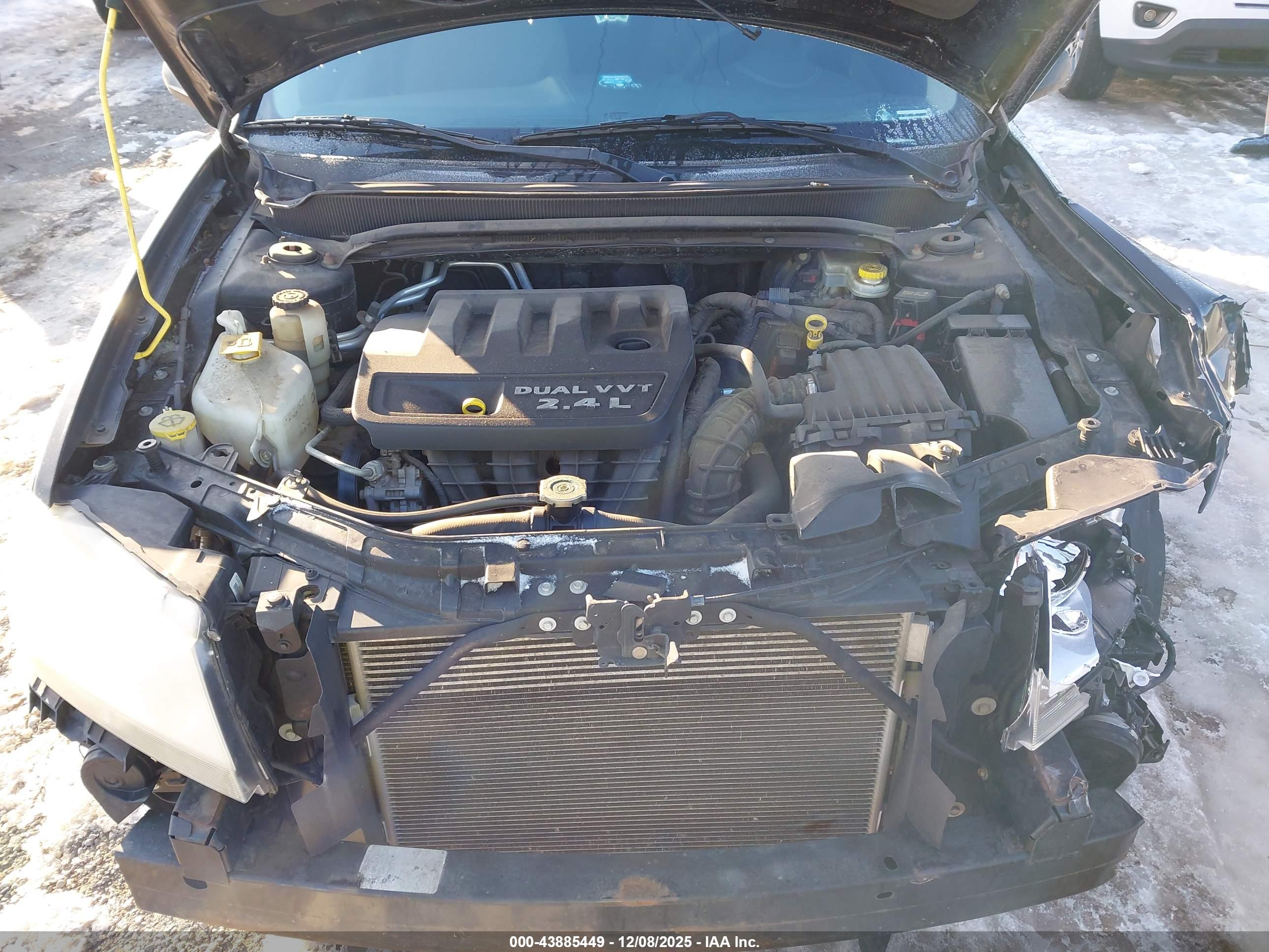 DODGE AVENGER image 10