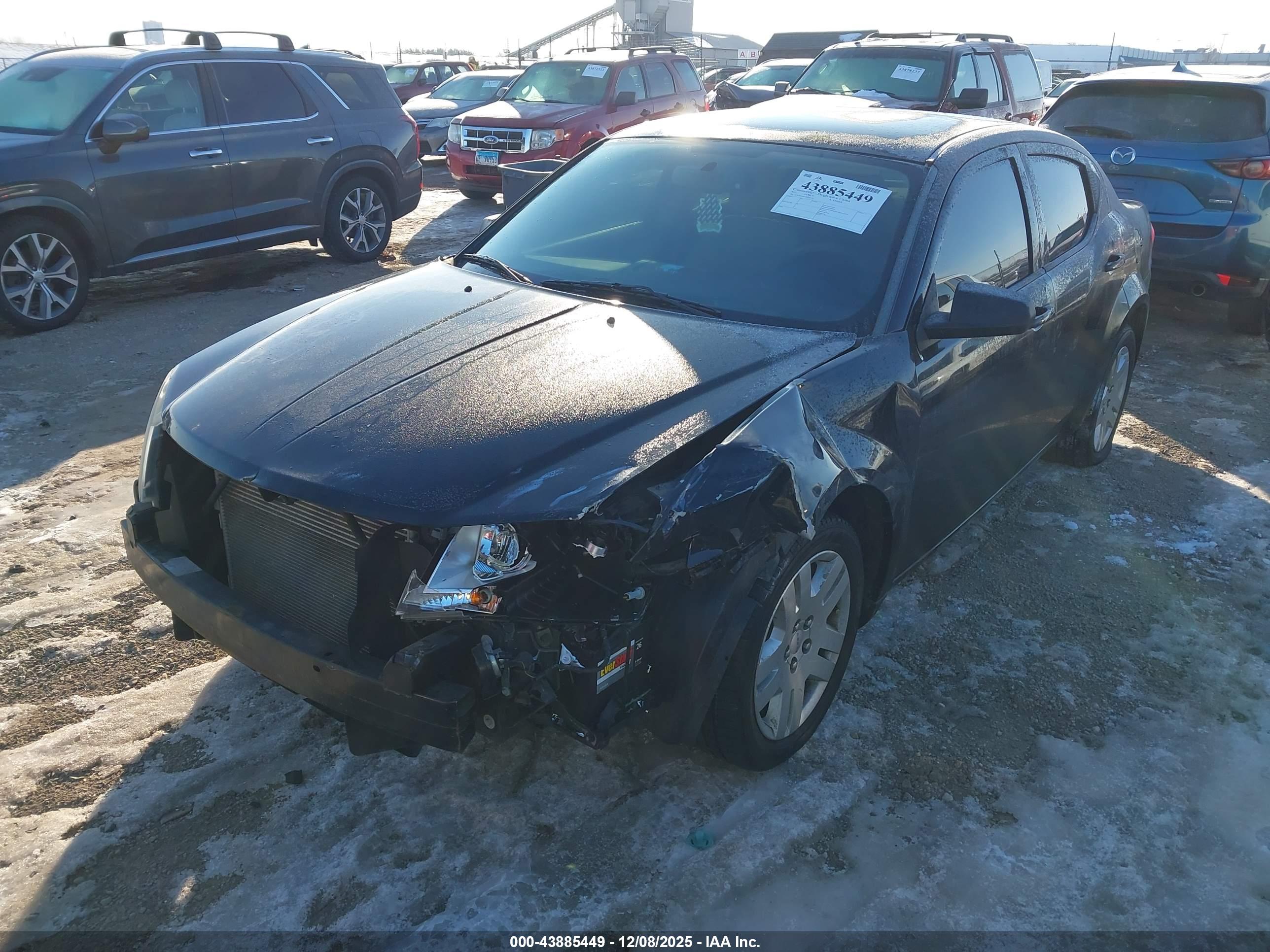 DODGE AVENGER image 2