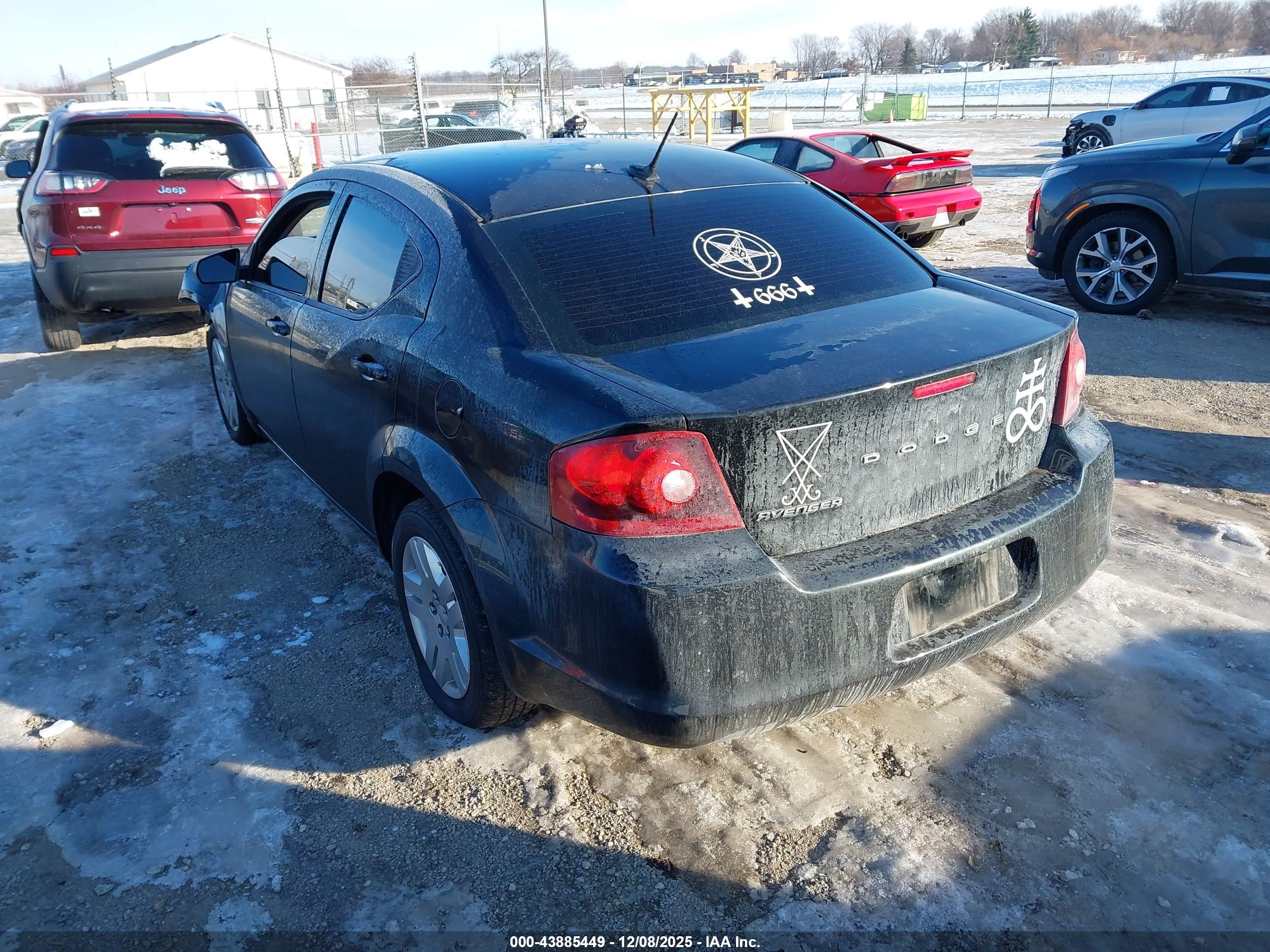 DODGE AVENGER image 3