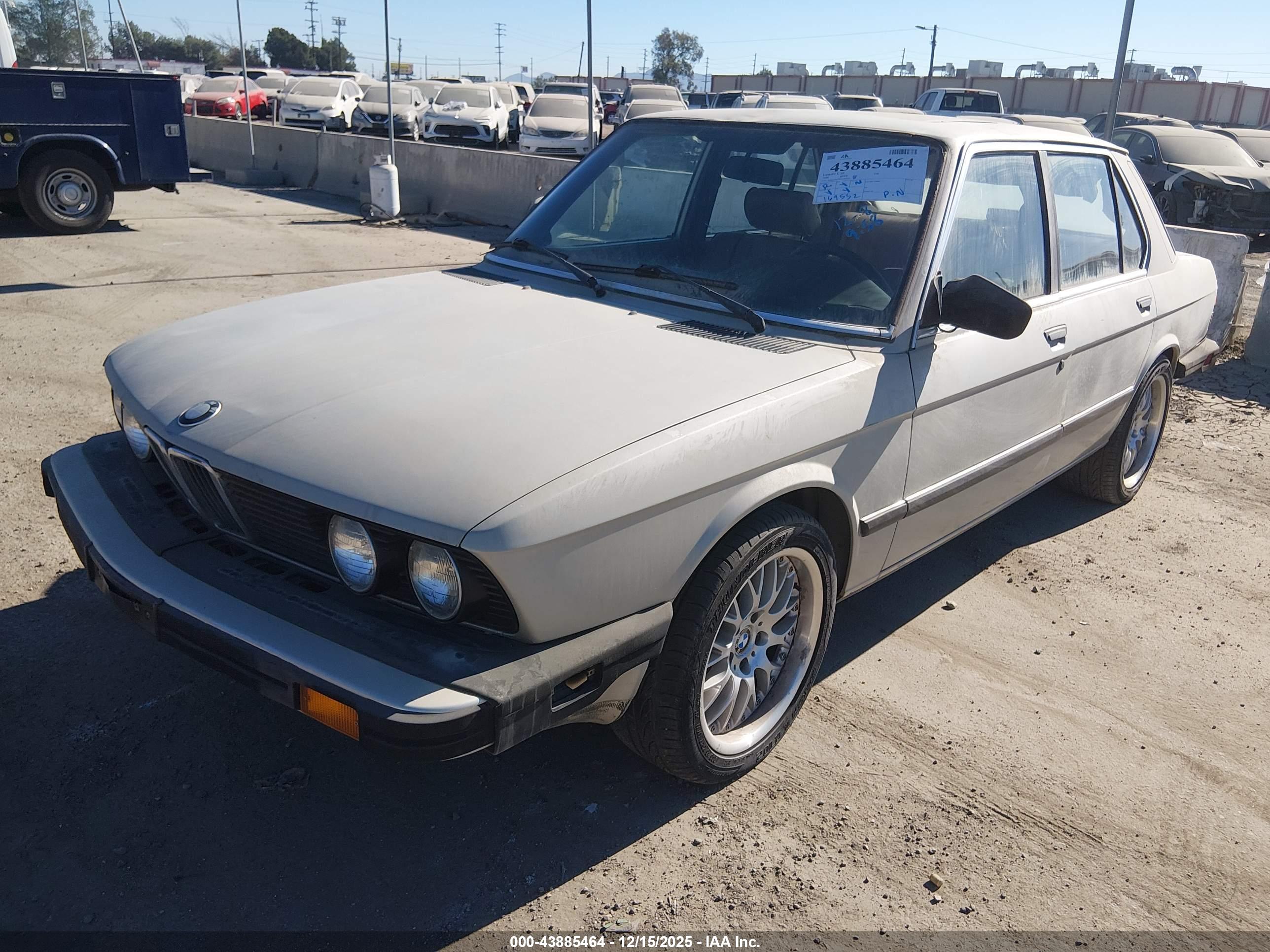 BMW 528 image 2