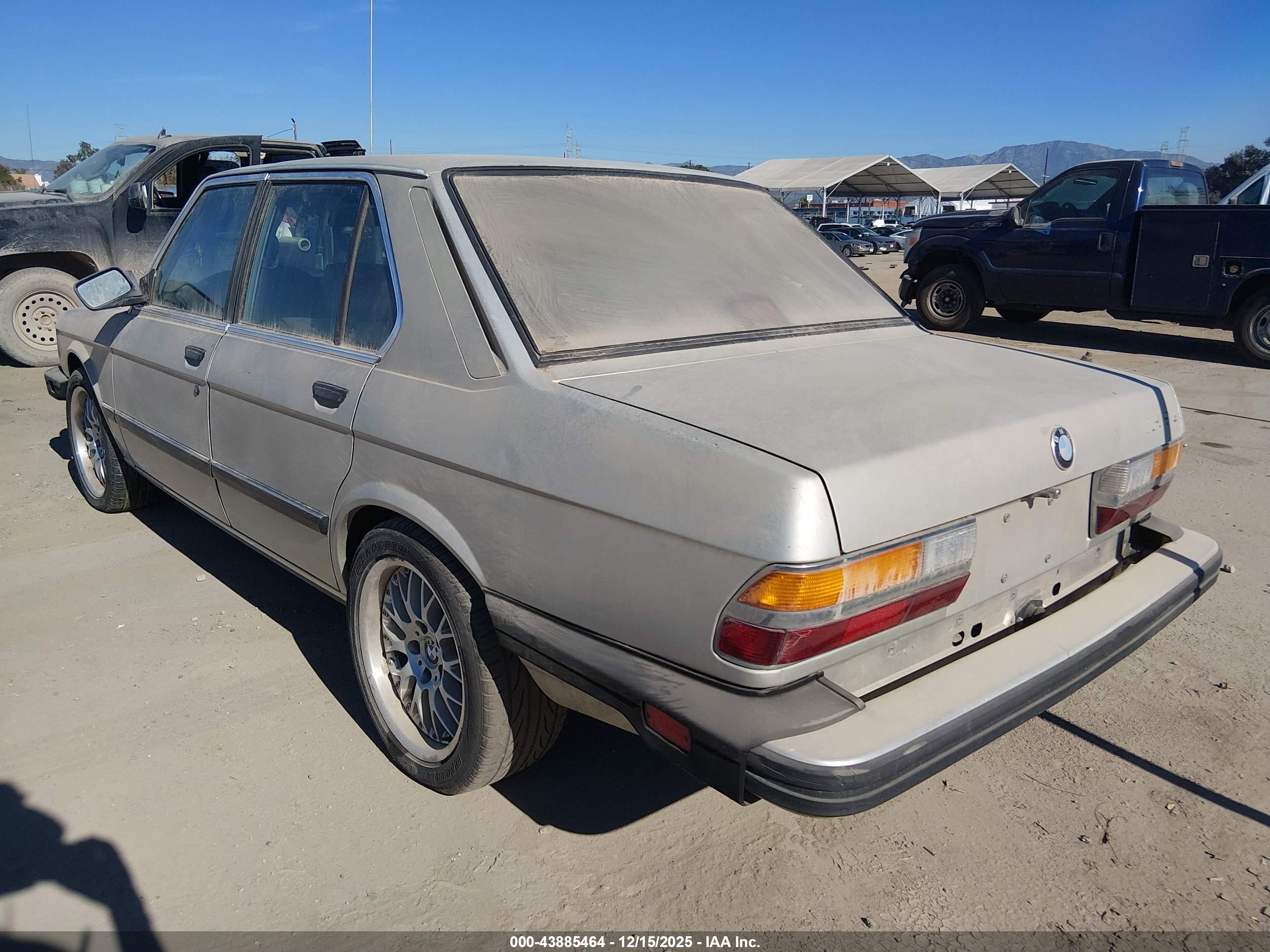 BMW 528 image 3