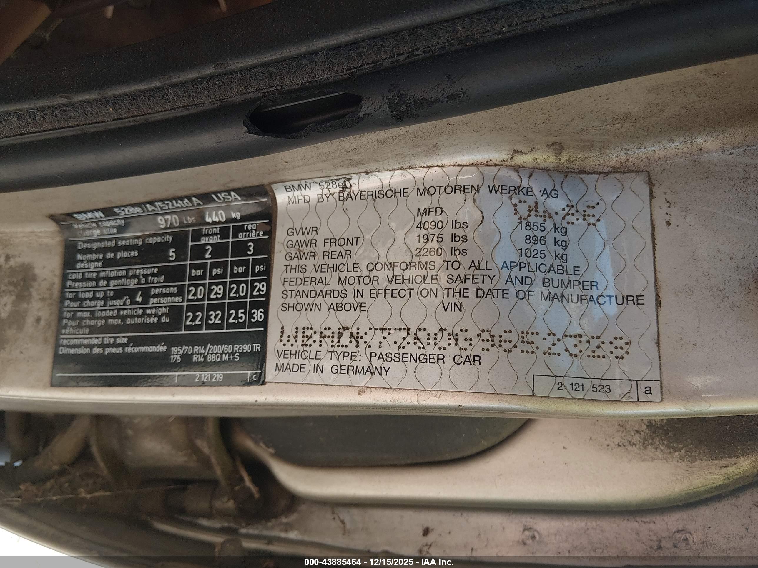 BMW 528 image 9