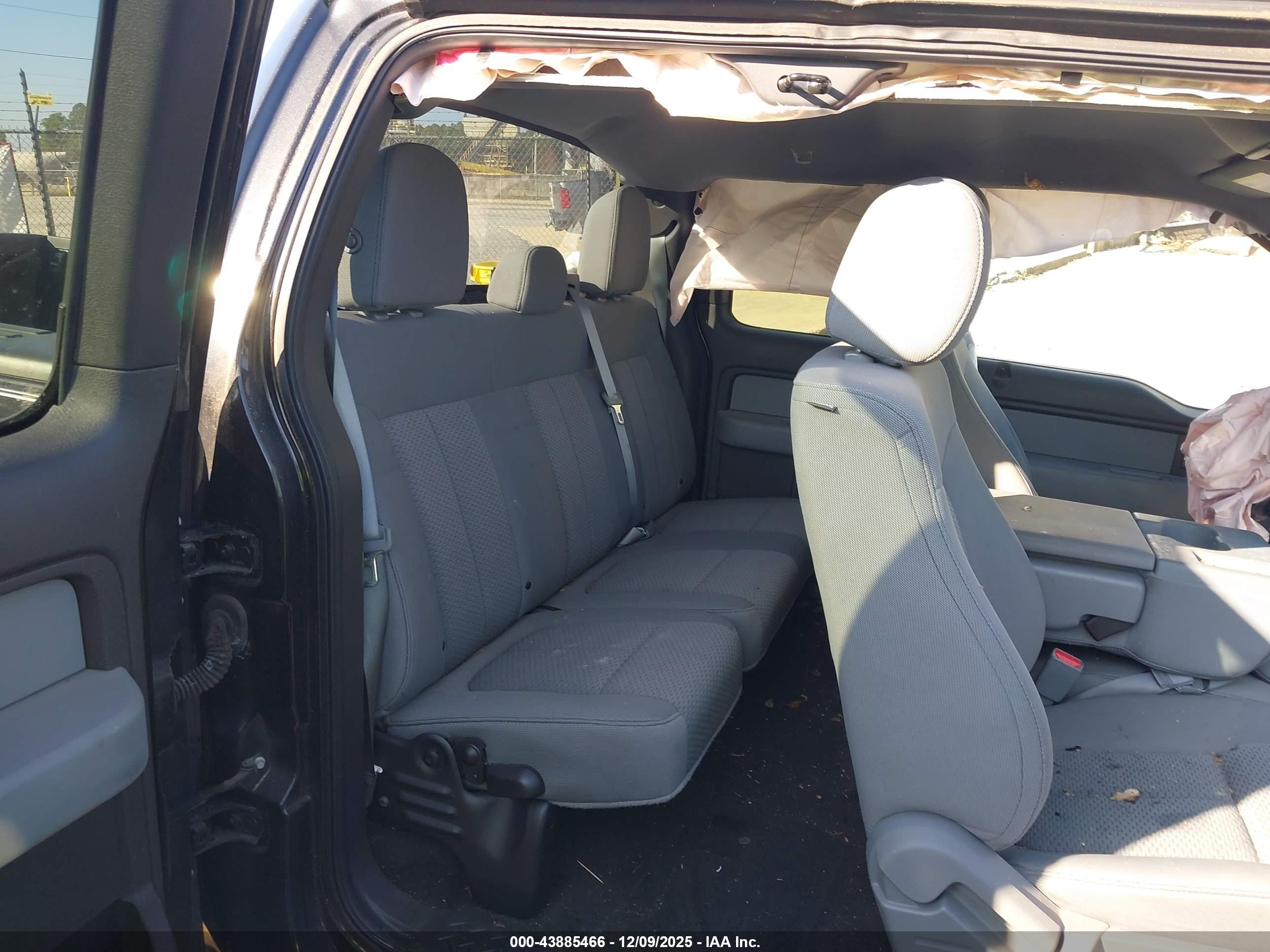 FORD F-150 image 8